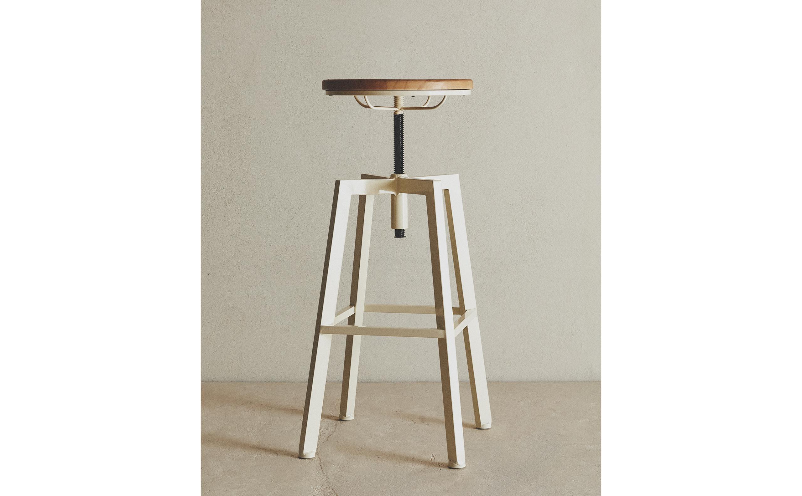 回転式ウッド＆メタル バー スツール | Zara Home 日本/Japan