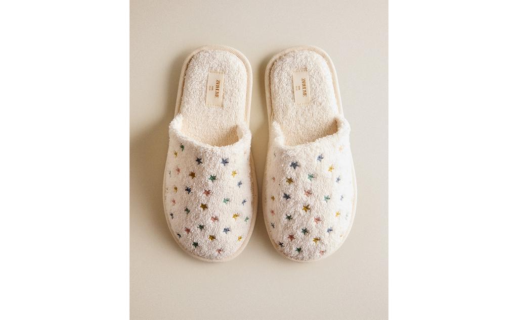 STAR PRINT TERRY MULE BATHROOM SLIPPERS STAR PRINT TERRY MULE BATHROOM SLIPPERS
