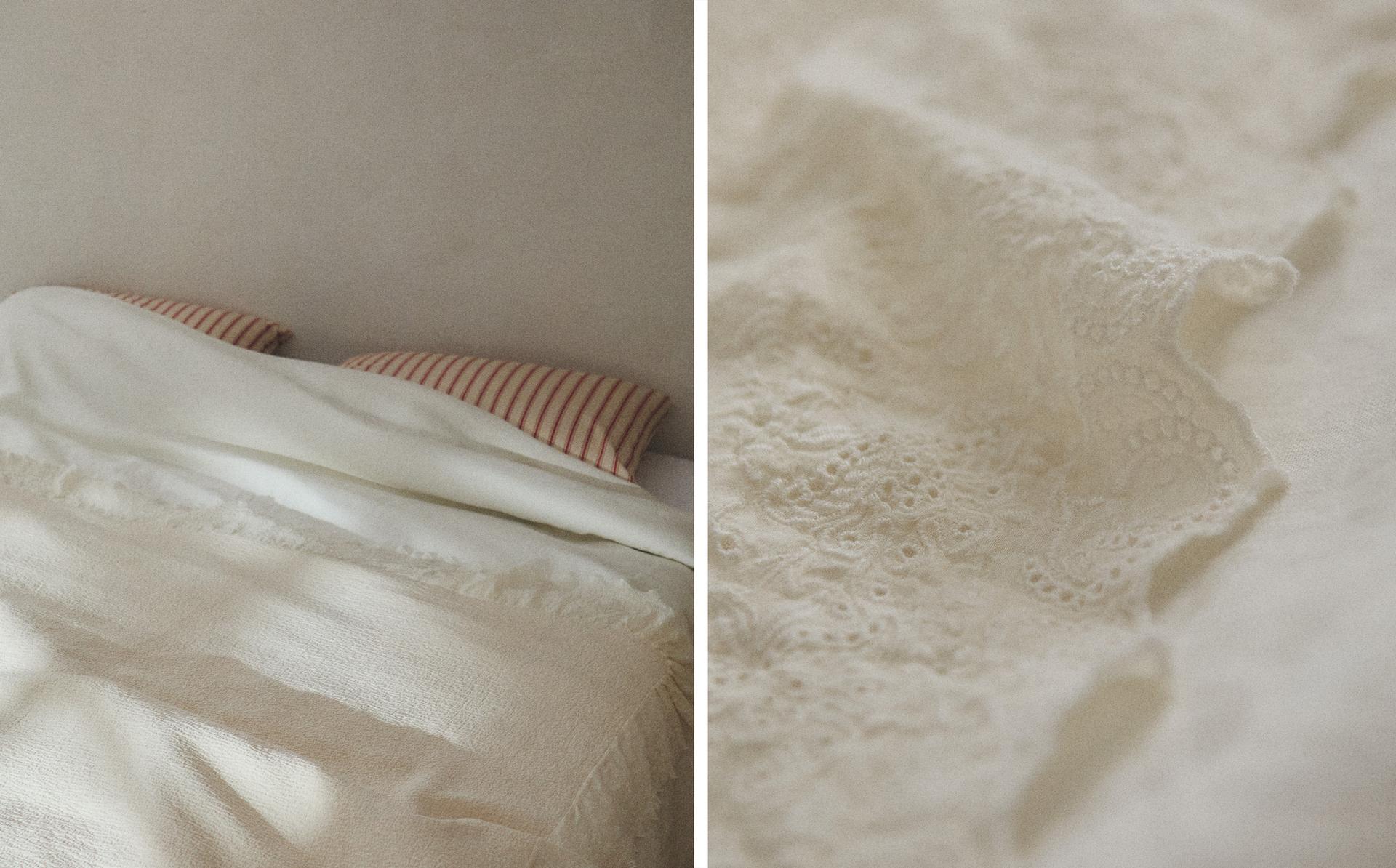 TEXTURED COTTON BEDSPREAD WITH EMBROIDERED RUFFLE TRIM TEXTURED COTTON BEDSPREAD WITH EMBROIDERED RUFFLE TRIM