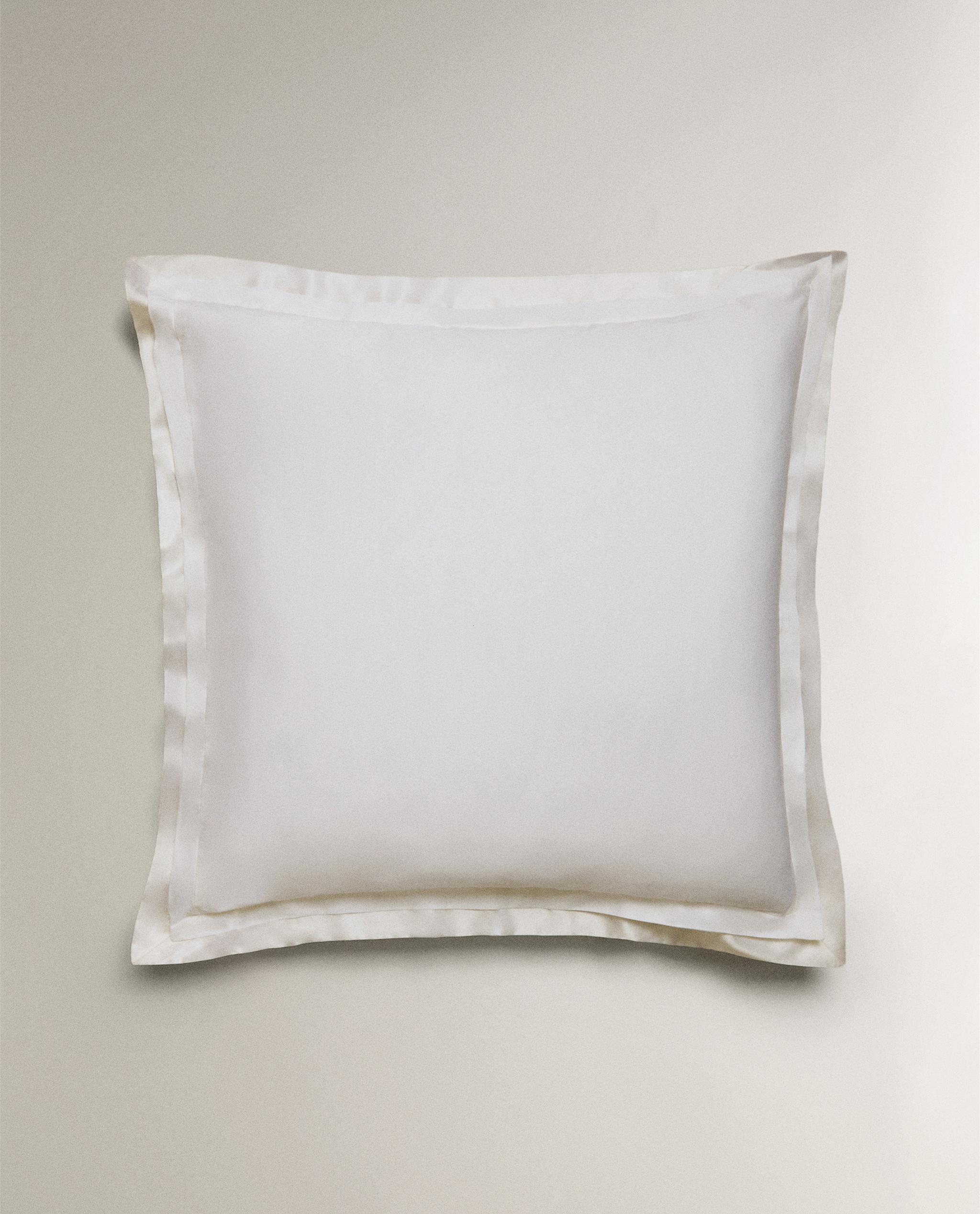 SATEEN PILLOWCASE WITH SILK BORDER (300 THREAD COUNT) product thumbnail 11