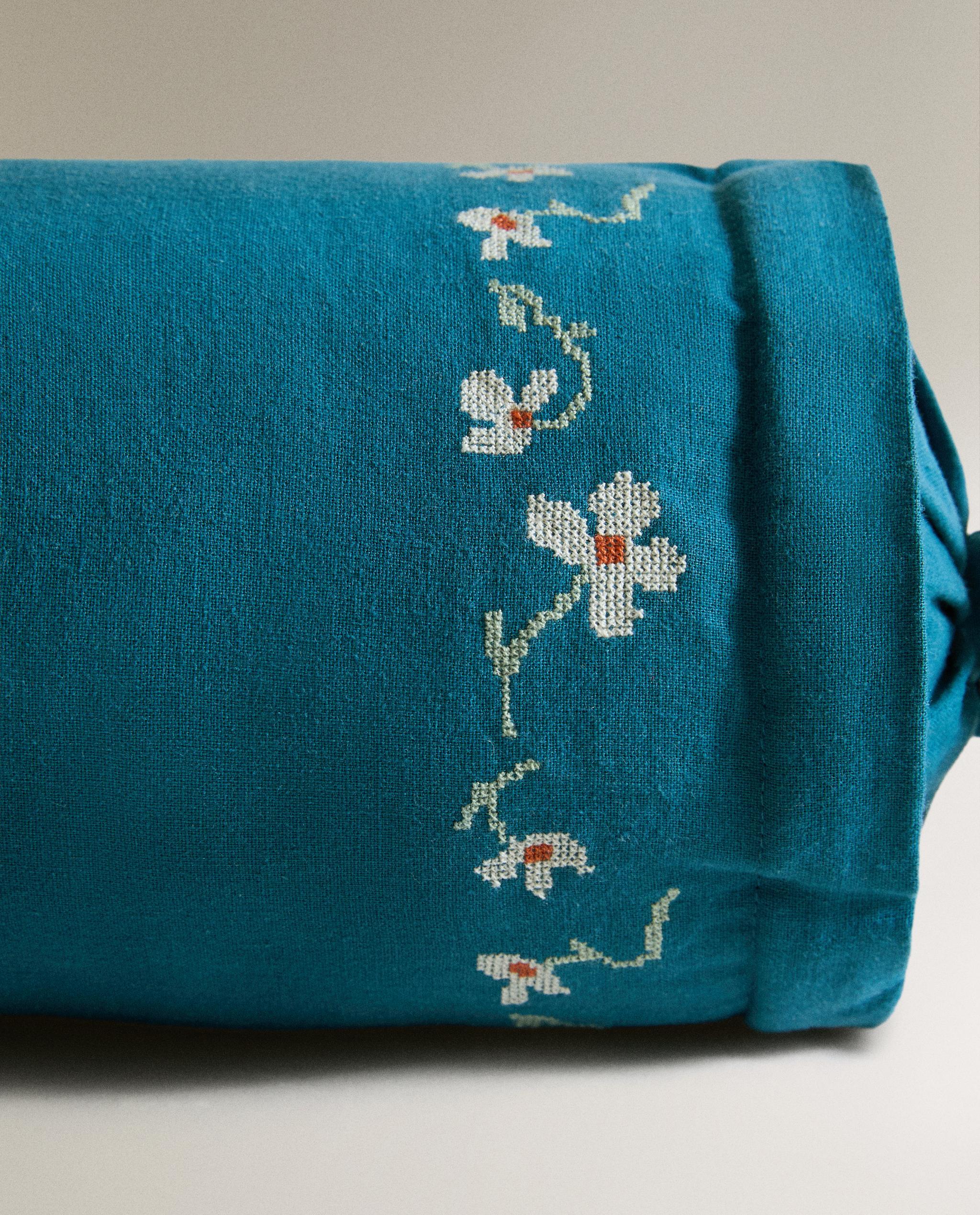 BOLSTER WITH FLORAL EMBROIDERY product thumbnail 5