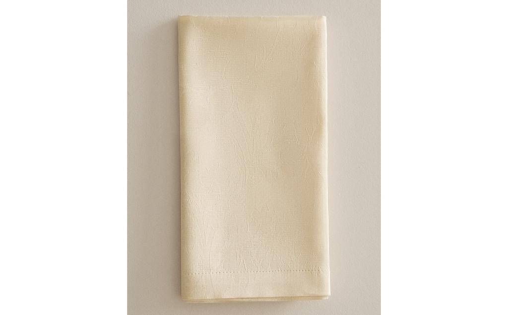 حزمة فوط مائدة جاكار بأزهار (حزمة 2 قطعة) حزمة فوط مائدة جاكار بأزهار (حزمة 2 قطعة)