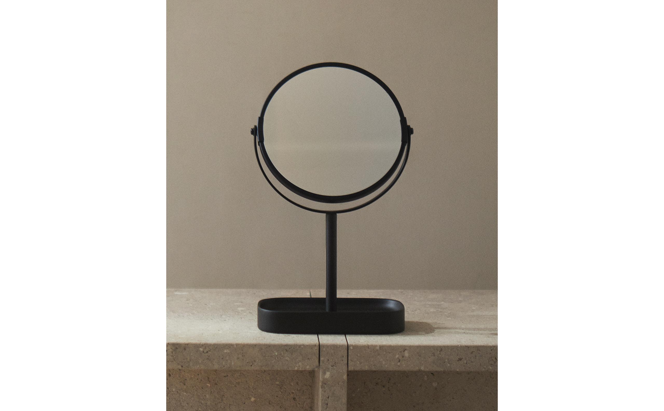 ご自宅にぴったりの装飾ミラー | Zara Home 日本/Japan