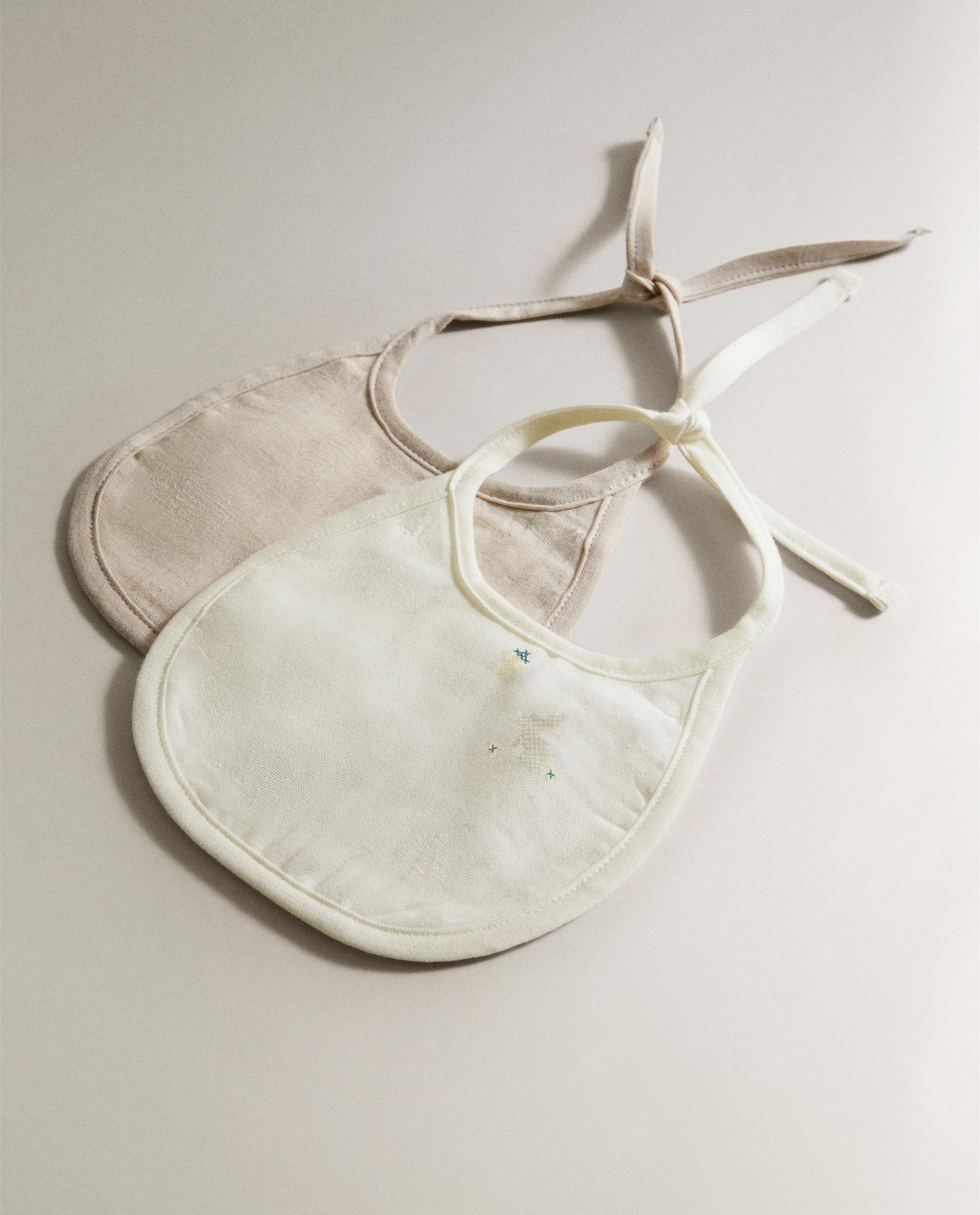 EMBROIDERED BABY BIB (PACK OF 2) product thumbnail 7