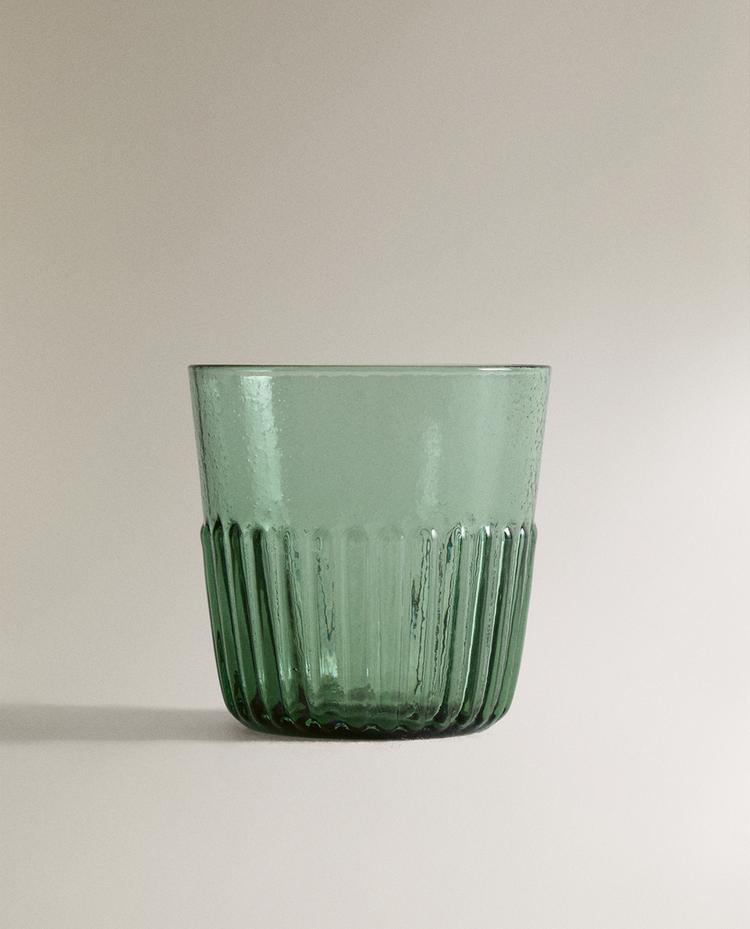 RAISED DESIGN GLASS TUMBLER