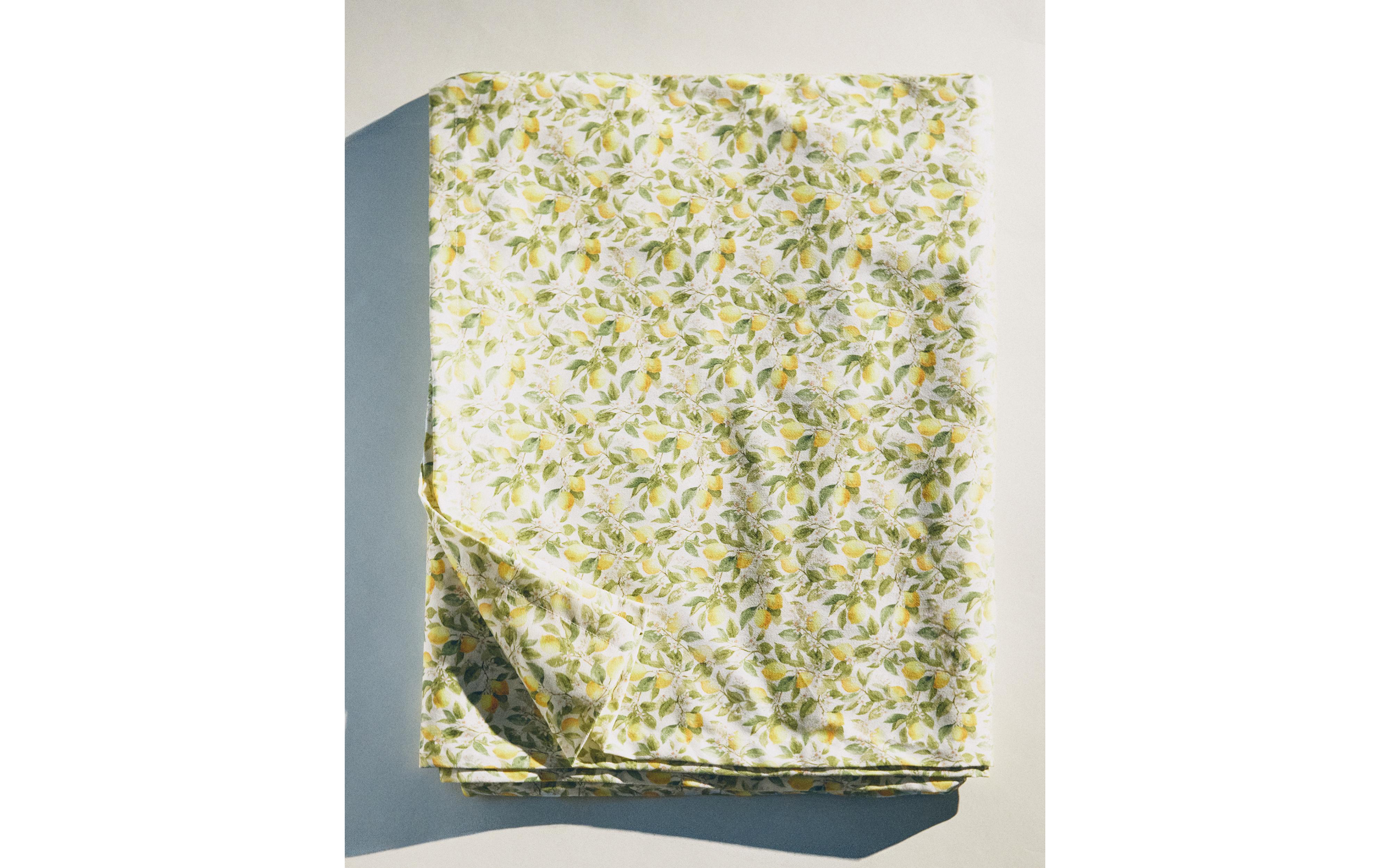 RESIN-COATED COTTON TABLECLOTH WITH LEMON PRINT product thumbnail 11