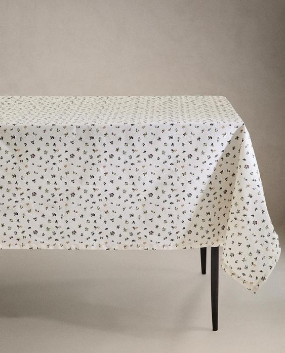 БАВОВНЯНА СКАТЕРТИНА З ПОЛІМЕРНИМ ПОКРИТТЯМ І ПРИНТОМ «ФРУКТИ» БАВОВНЯНА СКАТЕРТИНА З ПОЛІМЕРНИМ ПОКРИТТЯМ І ПРИНТОМ «ФРУКТИ»