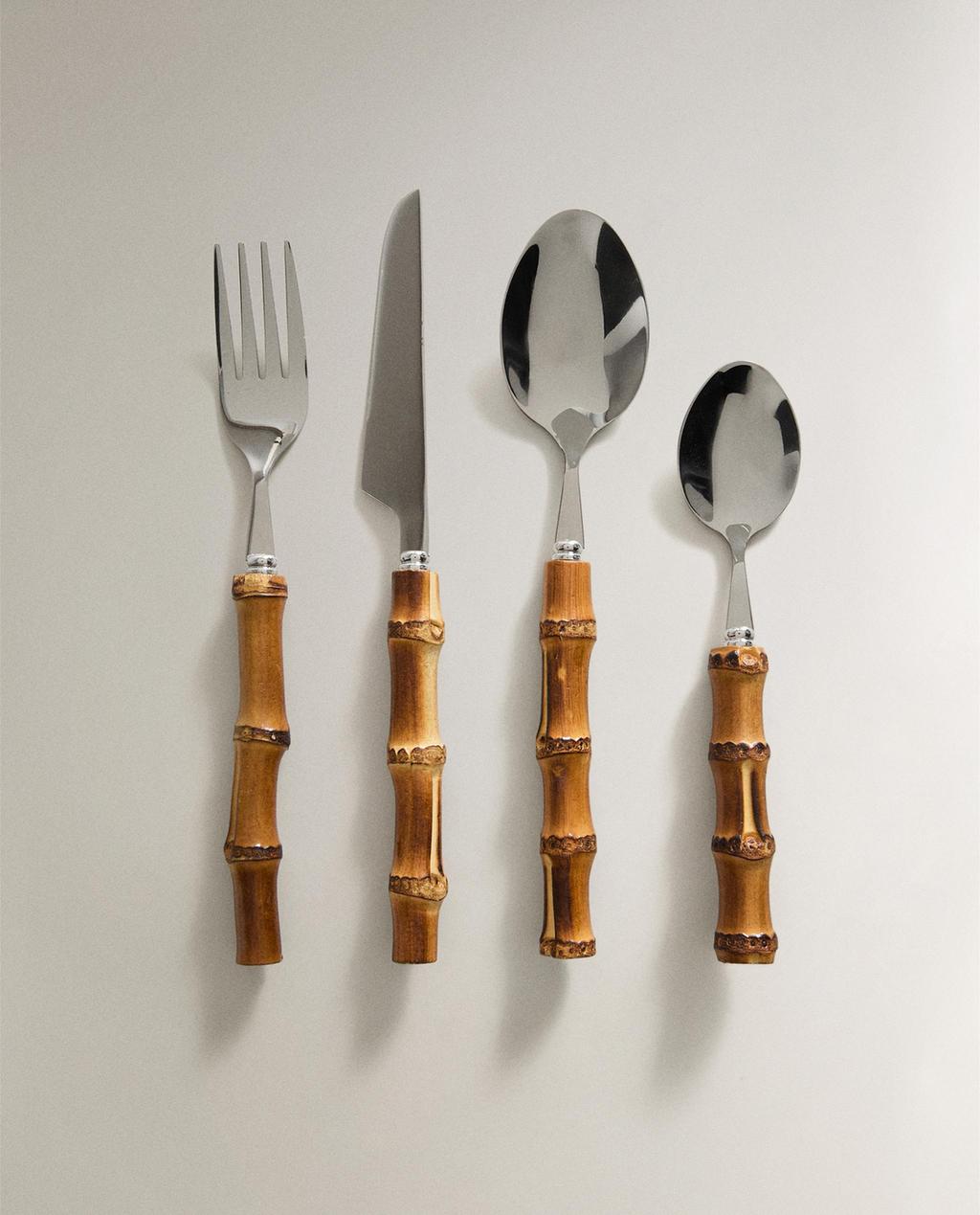 4-PIECE CUTLERY SET WITH BAMBOO HANDLE