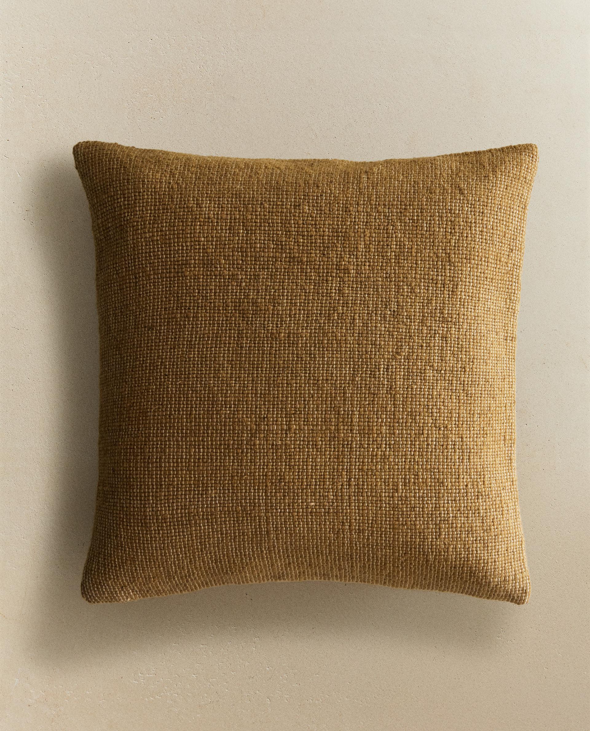 フェイクファー クッションカバー | Zara Home 日本/Japan