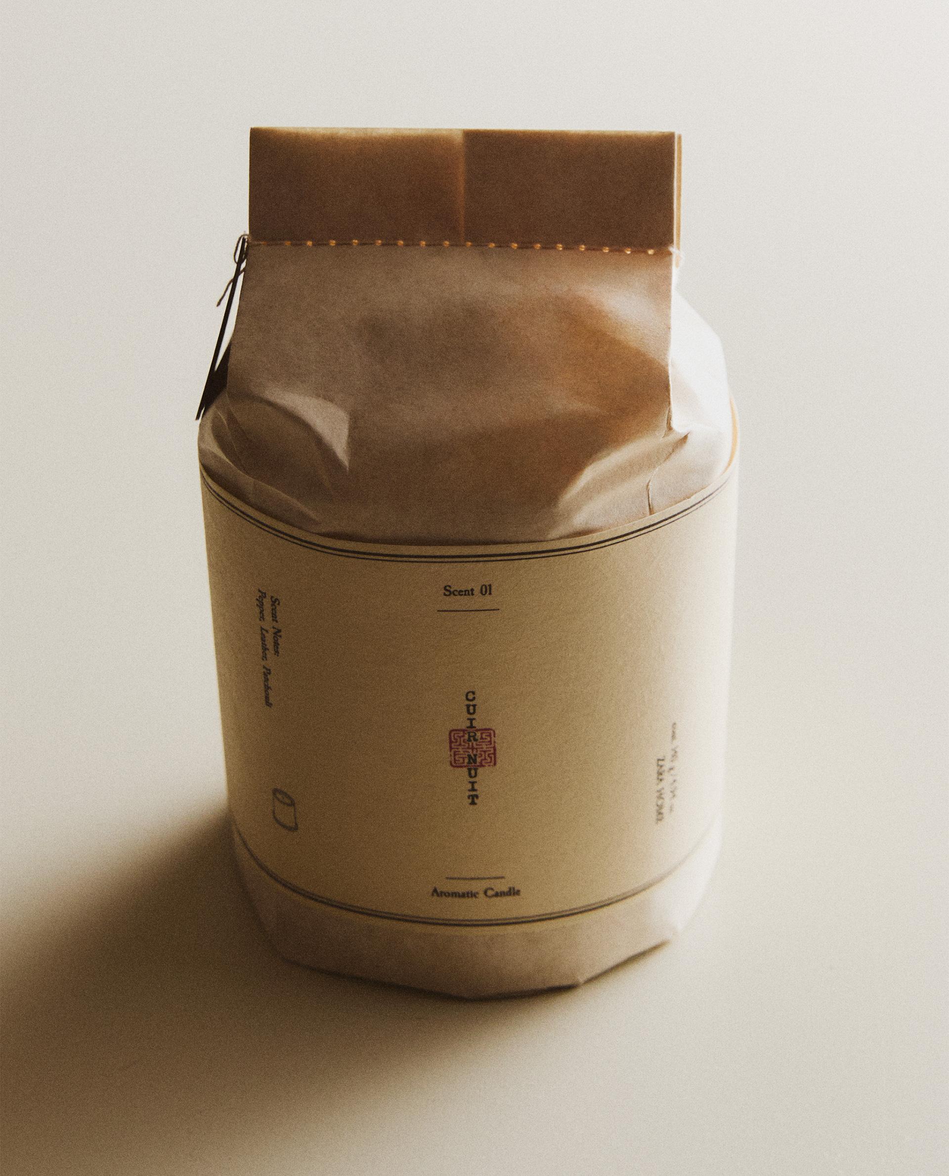 (140 G) CUIR NUIT SCENTED CANDLE product thumbnail 9