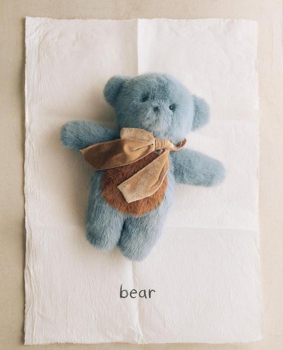 OTROŠKA PLIŠASTA IGRAČA MEDVEDEK X THE ANIMALS OBSERVATORY