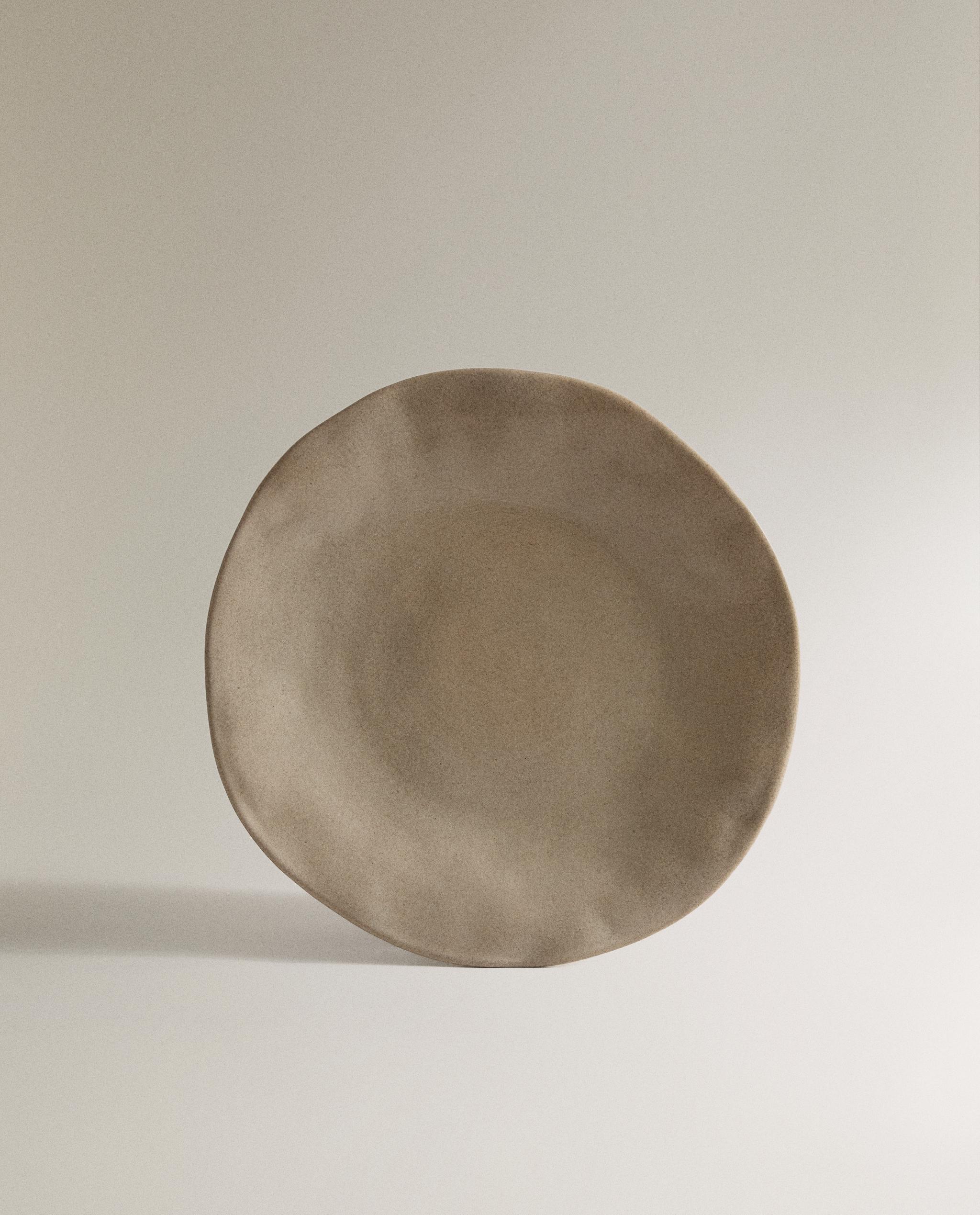 IRREGULAR STONEWARE DESSERT PLATE product thumbnail 5