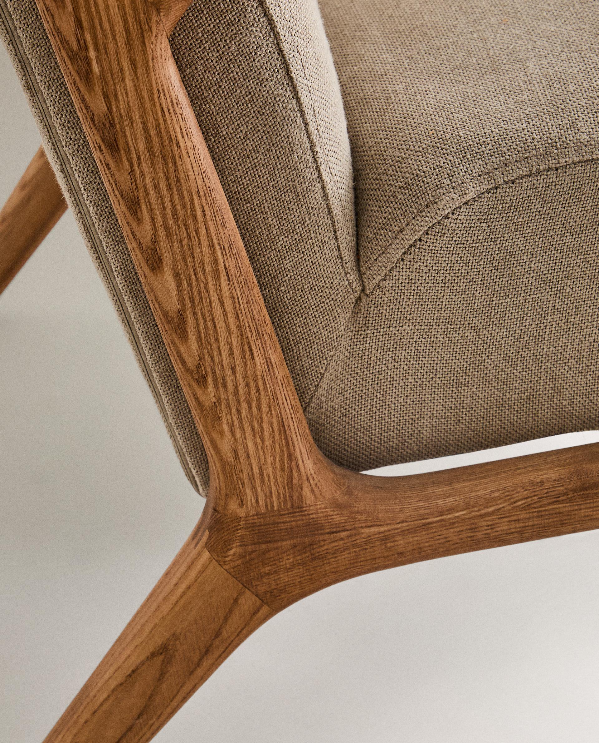 ASH WOOD AND LINEN ACCENT CHAIR | Zara Home United States of America