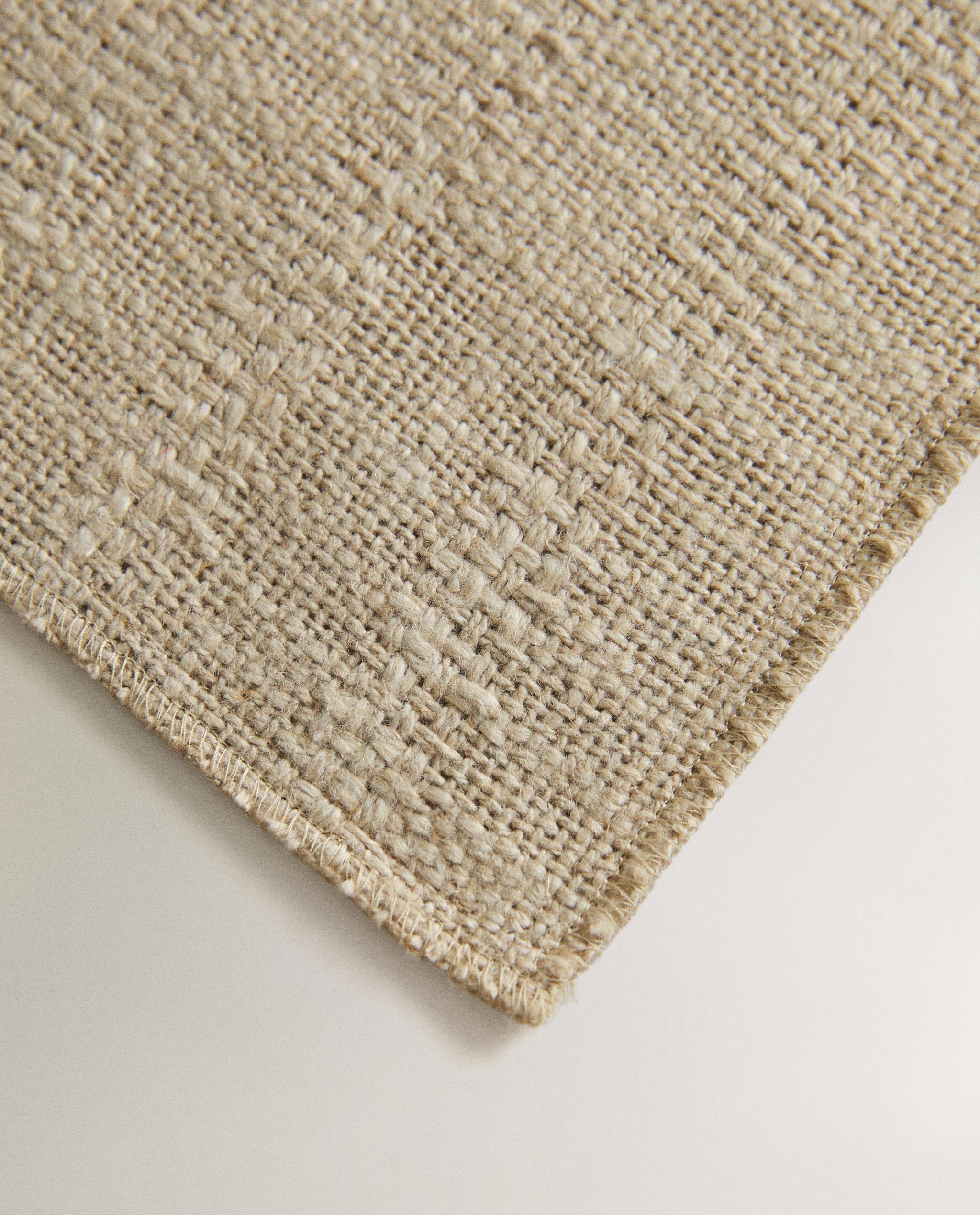 TEXTURED LINEN TABLE RUNNER product thumbnail 6