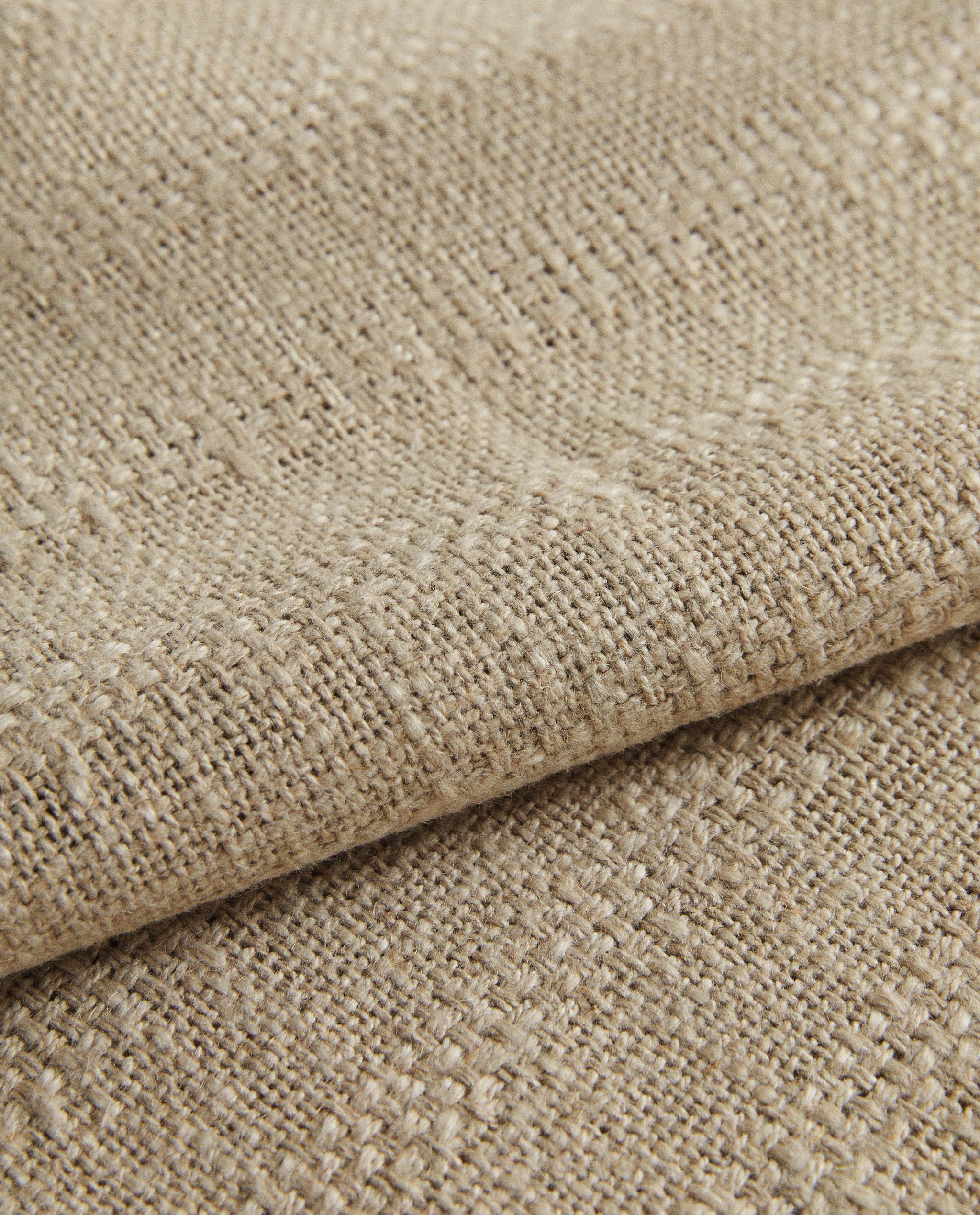 TEXTURED LINEN TABLE RUNNER product thumbnail 4