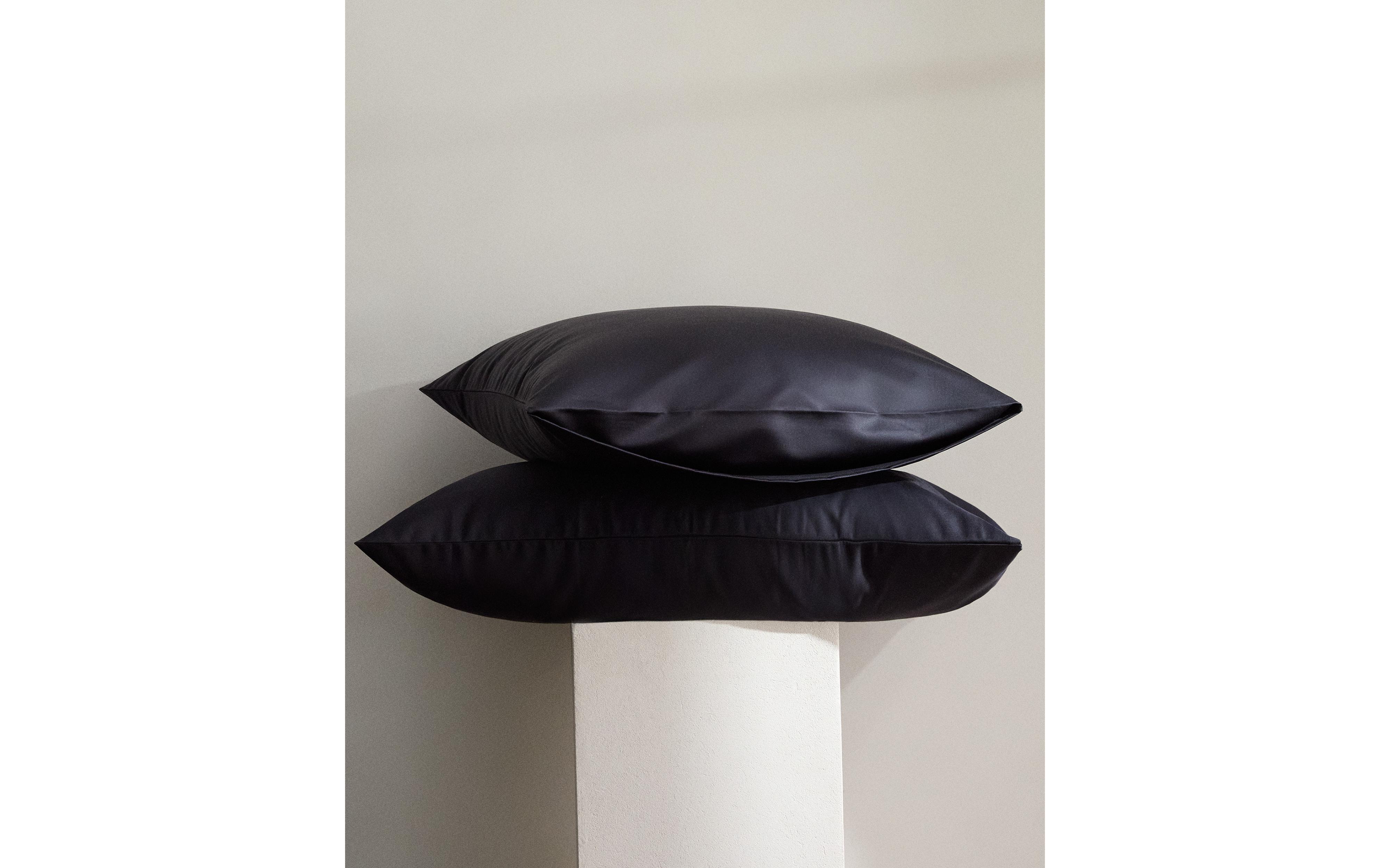 SATEEN PILLOWCASE (1000 THREAD COUNT) product thumbnail 9