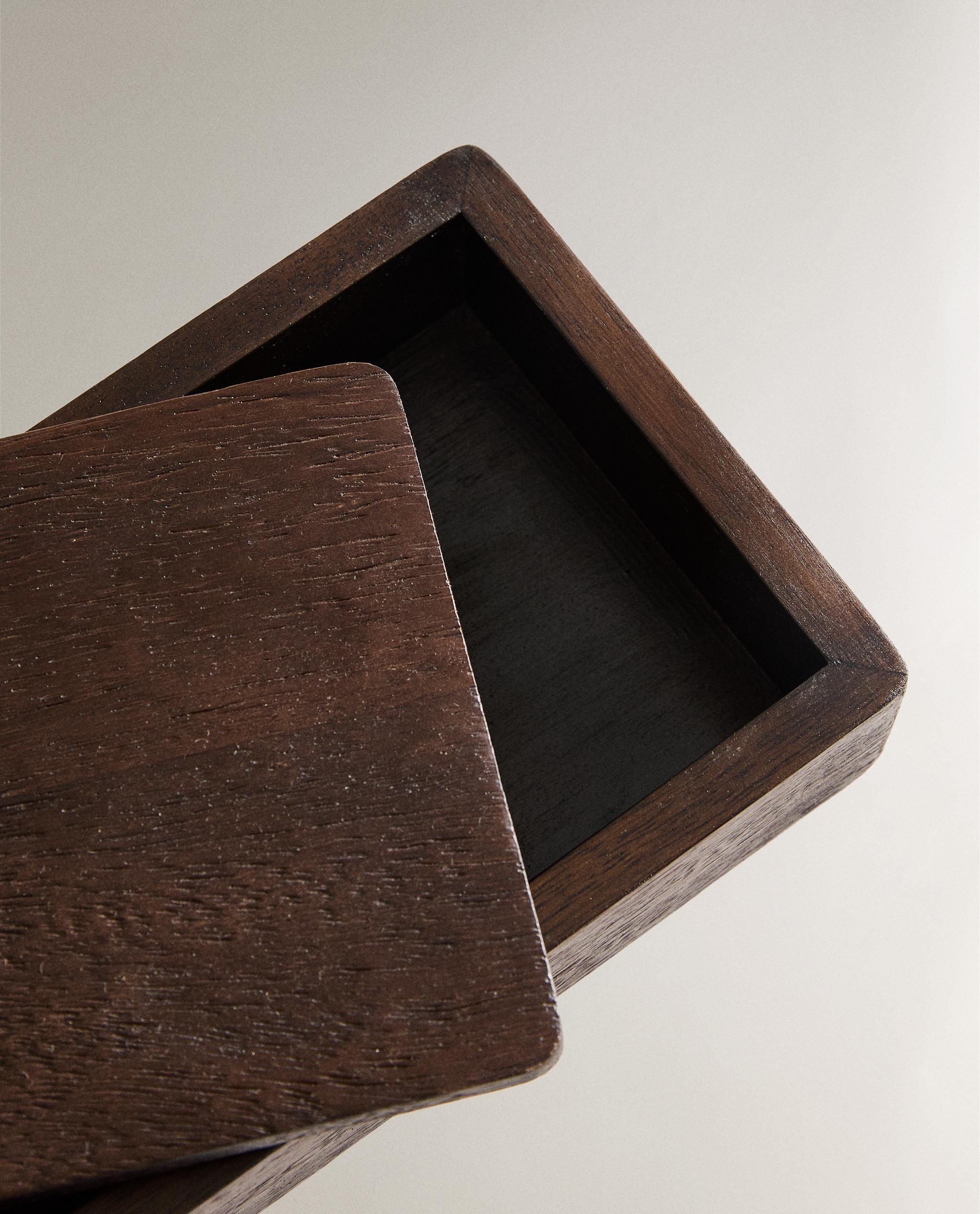 MAGNETIC WOODEN BOX product thumbnail 3