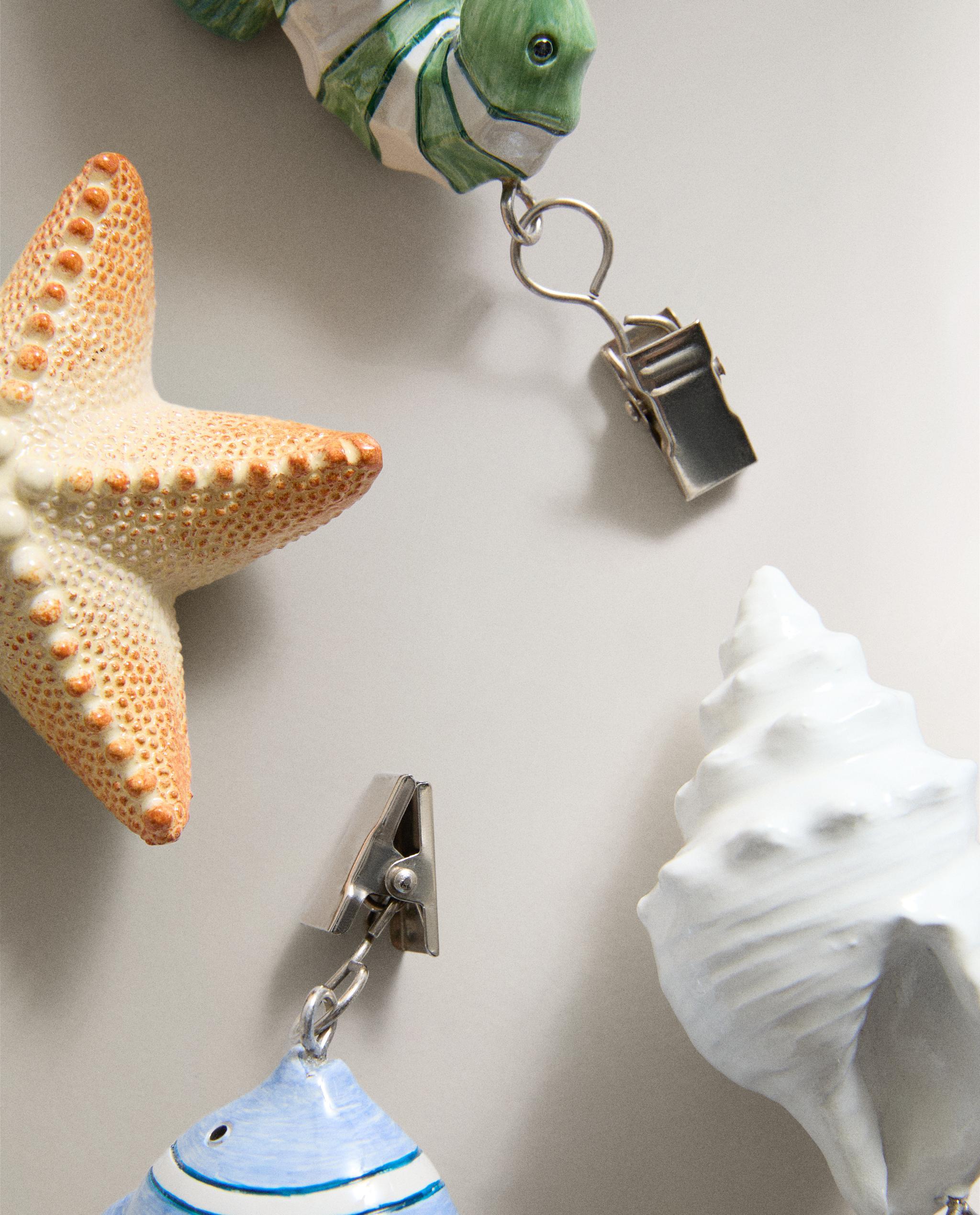 PACK OF MARINE TABLECLOTH CLIPS (PACK OF 4) product thumbnail 7