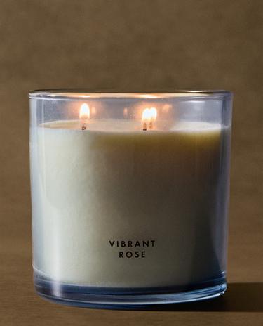 (400 G) VIBRANT ROSE SCENTED CANDLE