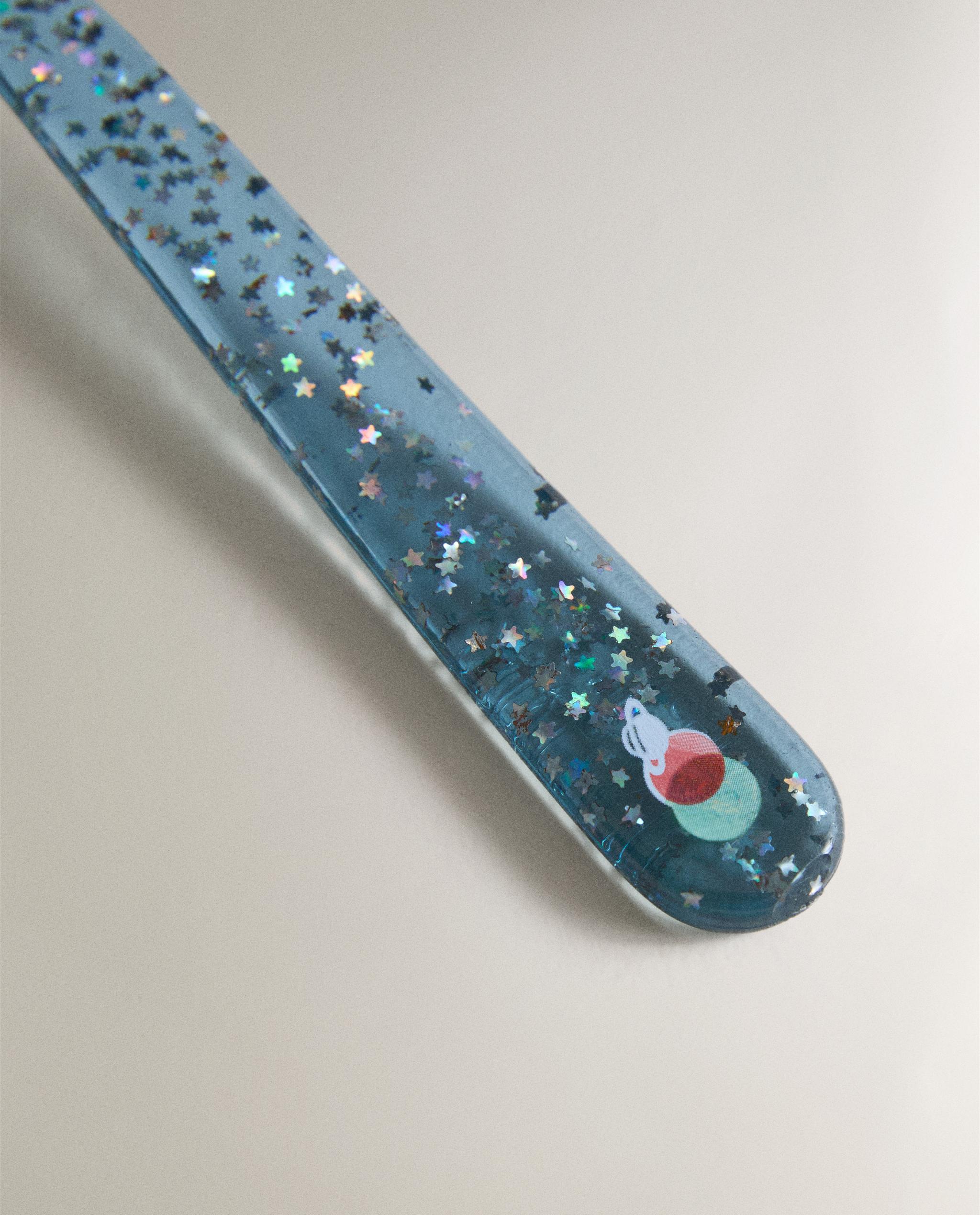 CHILDREN'S GLITTER TRITAN™ FORK WITH STARS product thumbnail 4