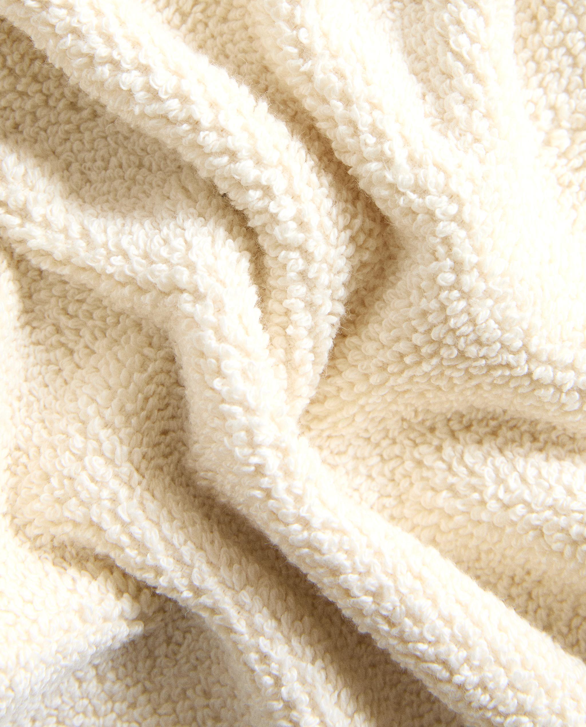 CONTRAST CROCHET BATH TOWEL product thumbnail 6