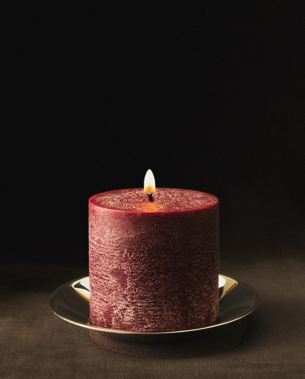 (270 g) cylindrical gingerbread scented candle