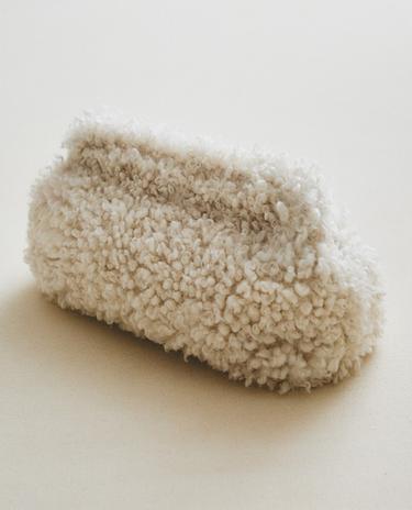 TROUSSE DE TOILETTE FAUSSE FOURRURE