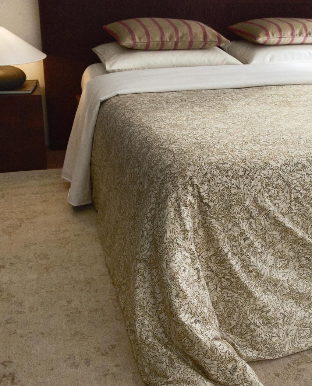MORRIS & CO. FLORAL COTTON SATEEN DUVET COVER