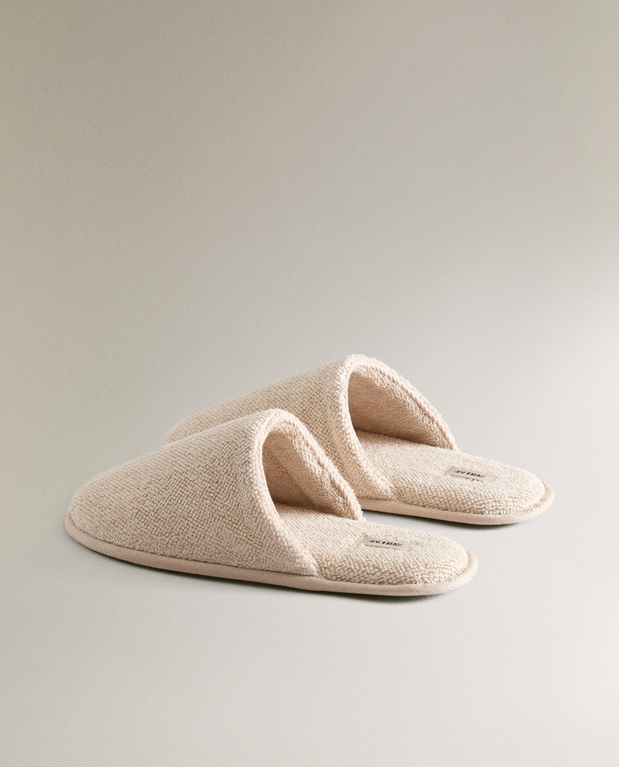 ZAPATILLA BAÑO PUNTO DE ARROZ Zara Home España