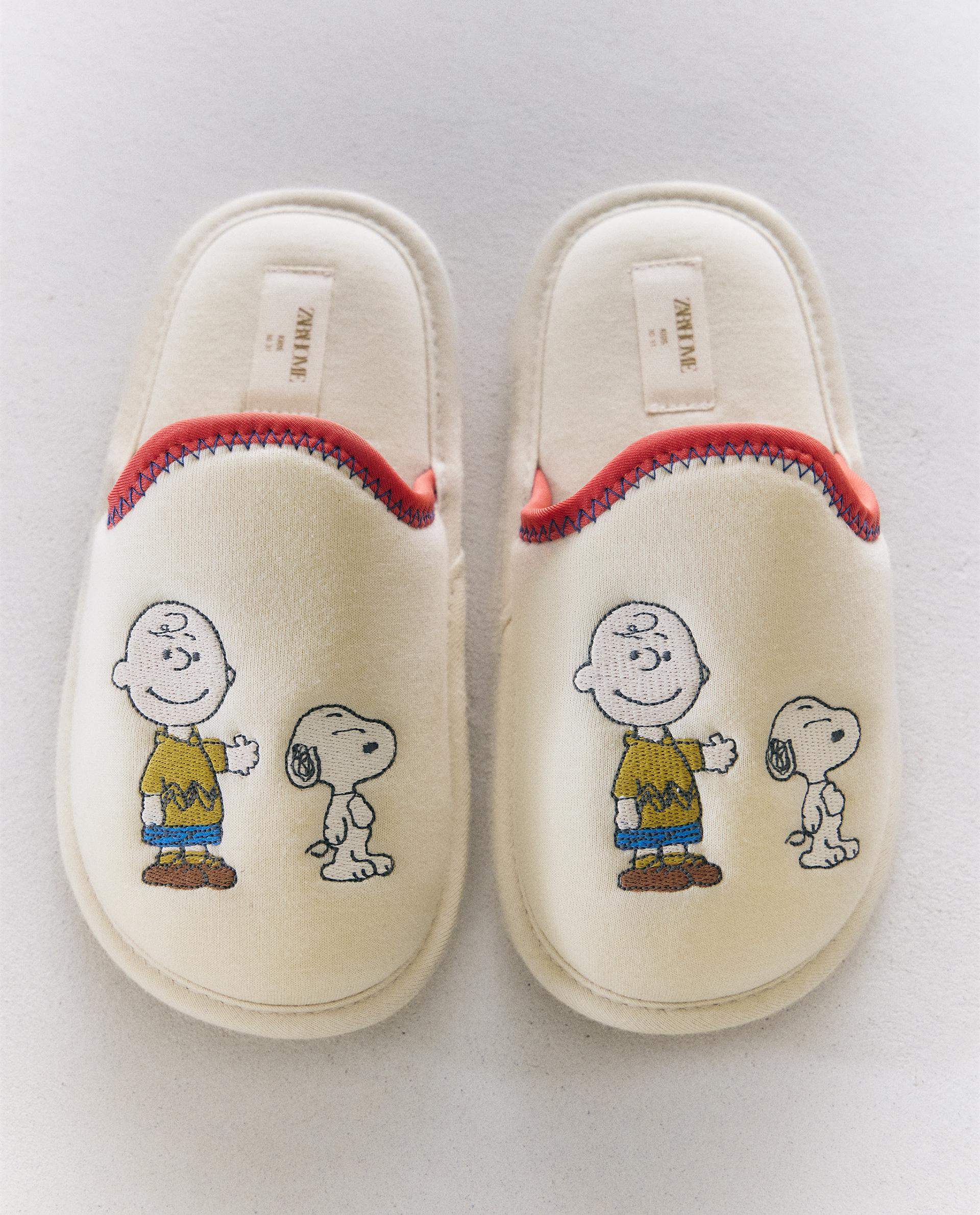 yumiyumi　ZARA×PEANUTS adidasスヌーピー RARE Zara X Snoopy Peanuts Sweatshirt Cream Sz M Football