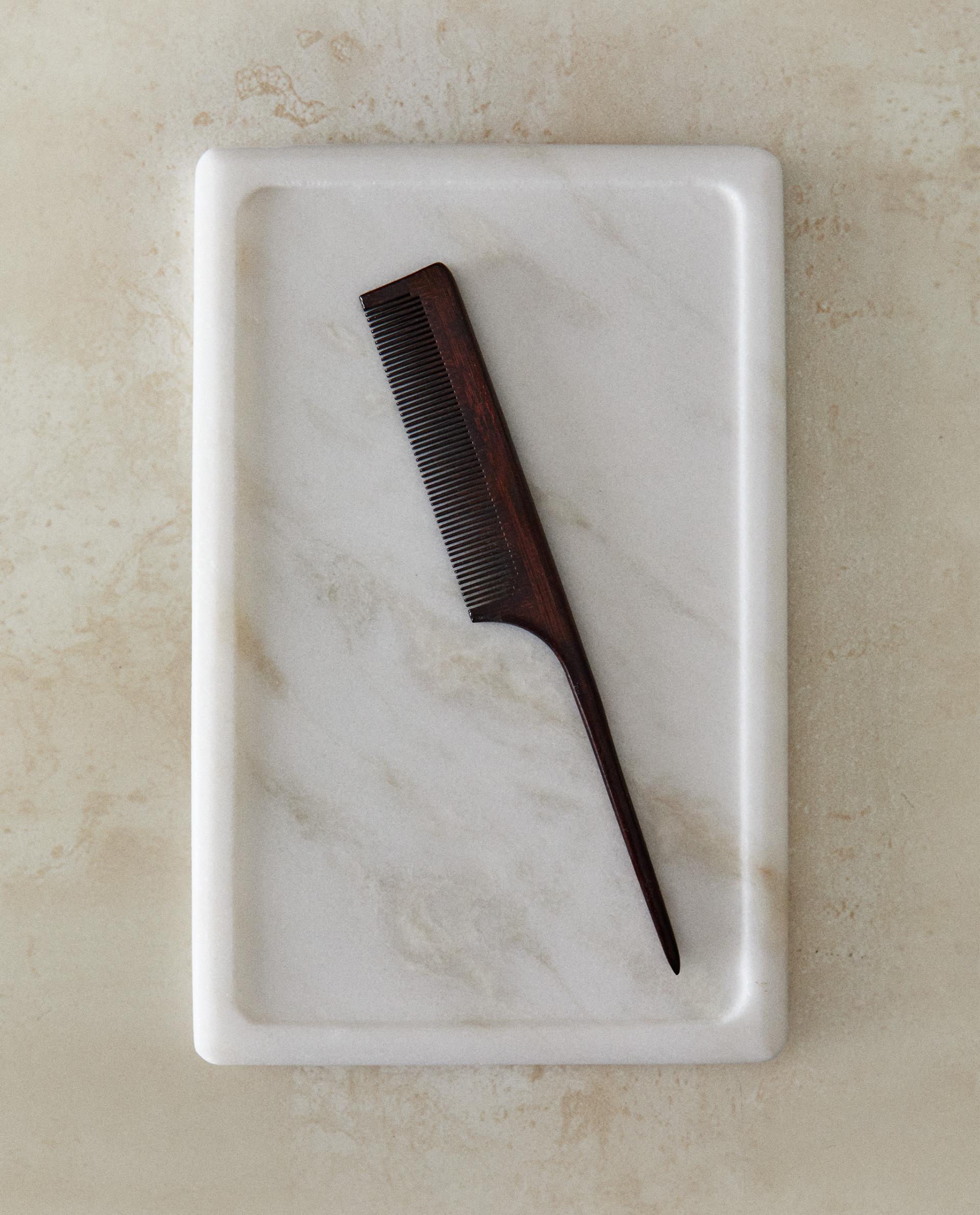 WHITE MARBLE BATHROOM TRAY