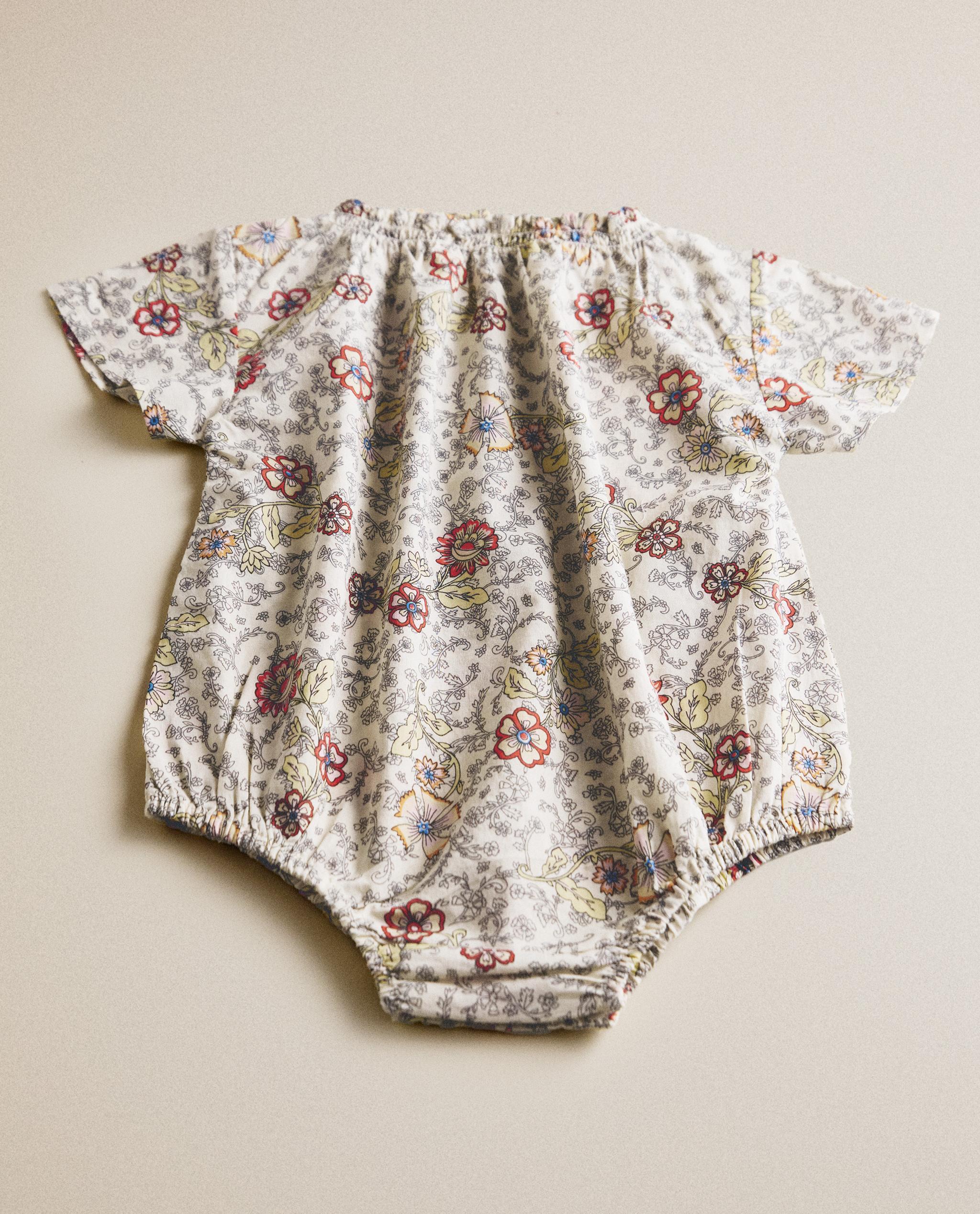 FLORAL PRINT BABY ROMPER product thumbnail 8