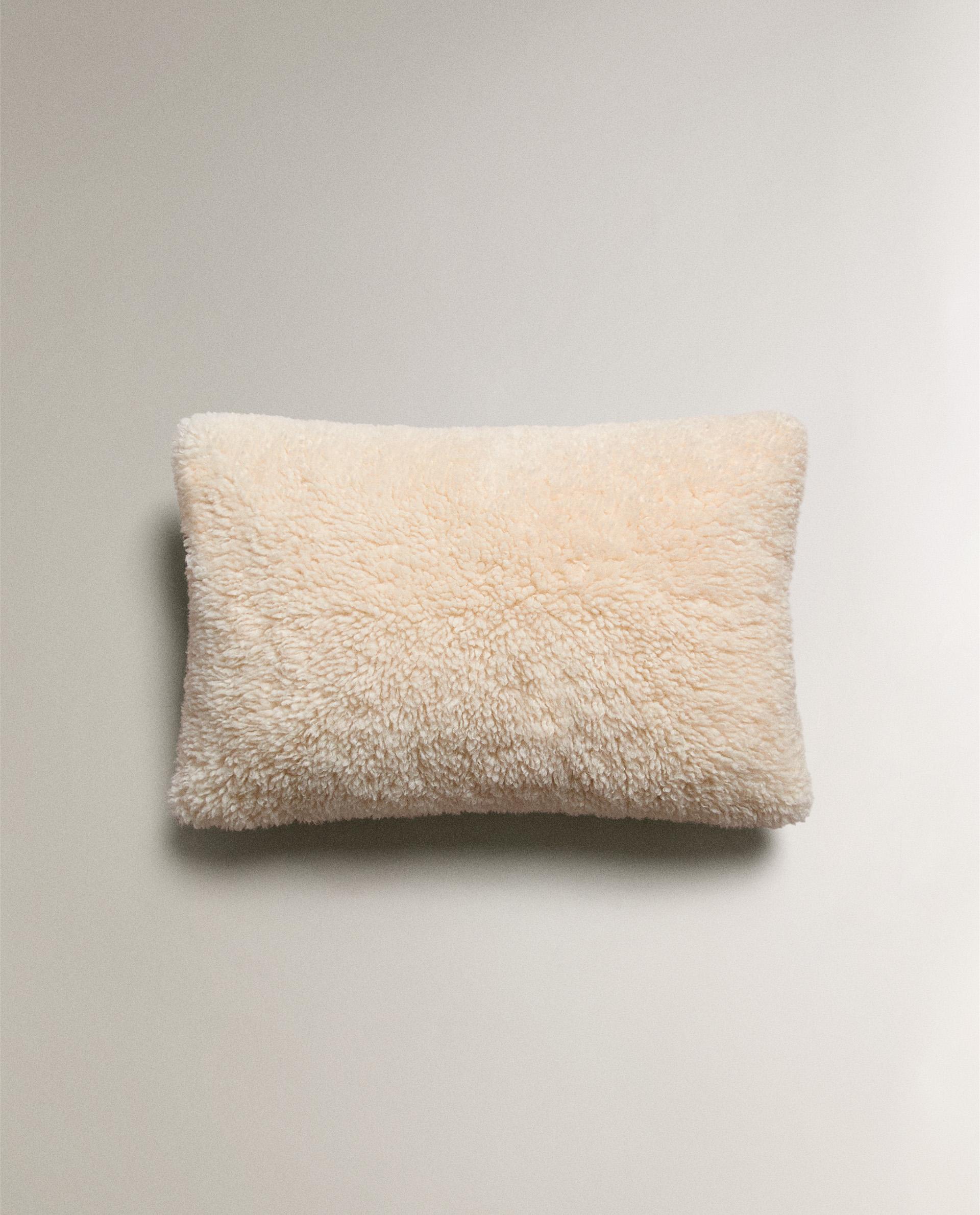 FAUX SHEARLING THROW PILLOW COVER