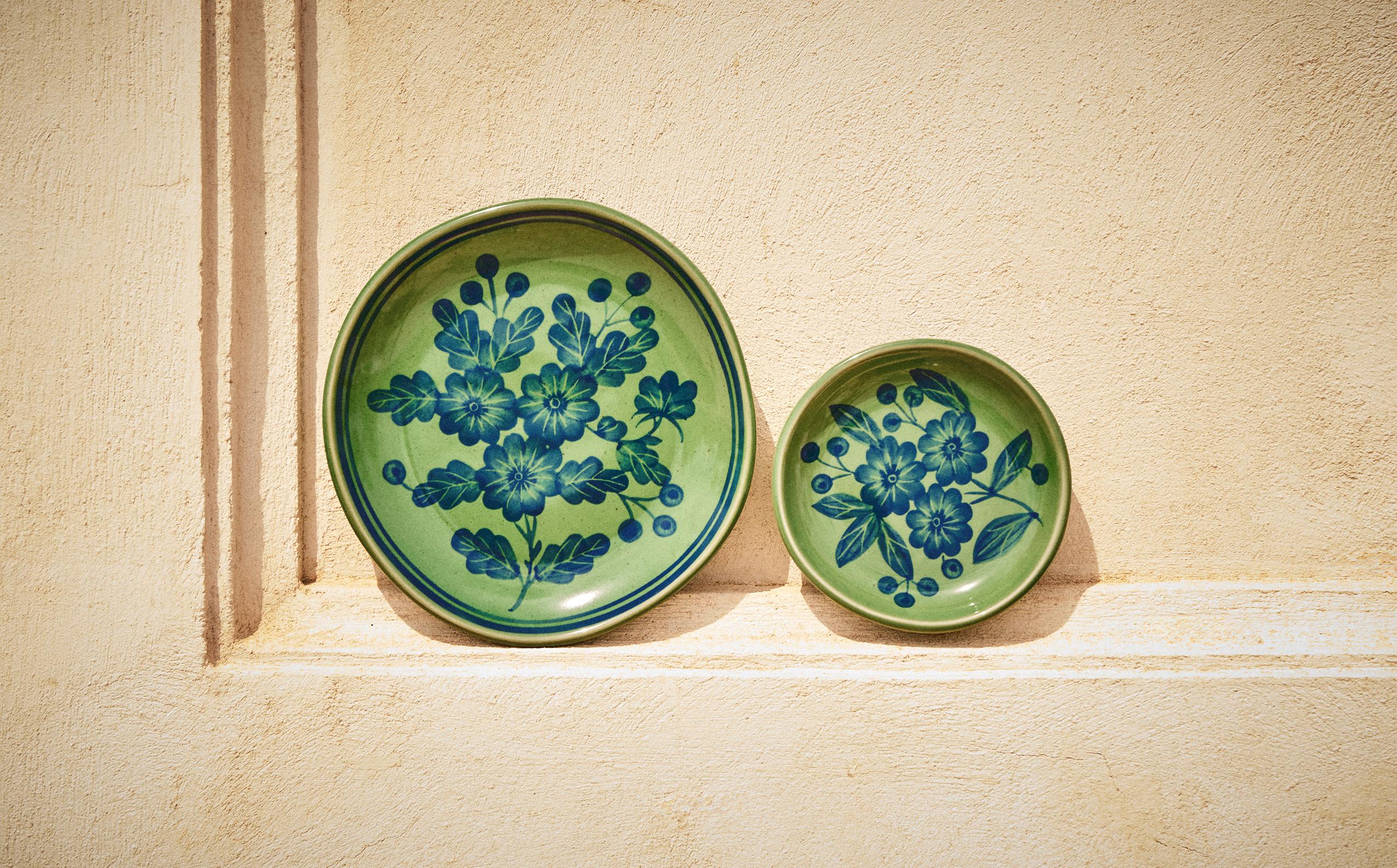 FLORAL STONEWARE DINNER PLATE