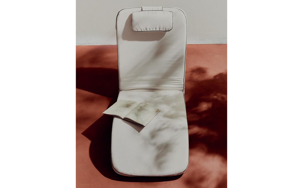 VERSTELBARE LIGSTOEL VOOR BUITEN VERSTELBARE LIGSTOEL VOOR BUITEN