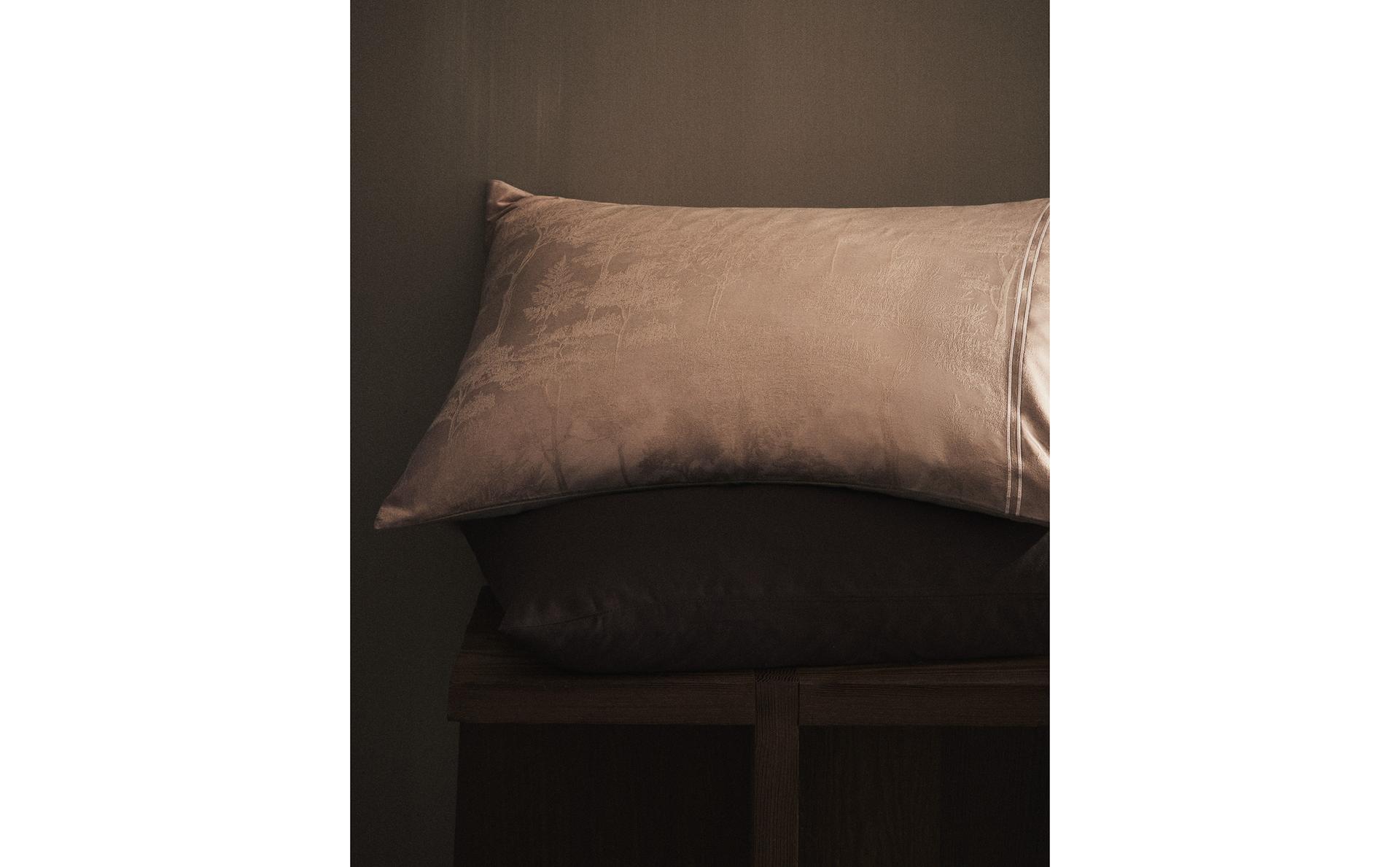SATEEN JACQUARD PILLOWCASE SATEEN JACQUARD PILLOWCASE