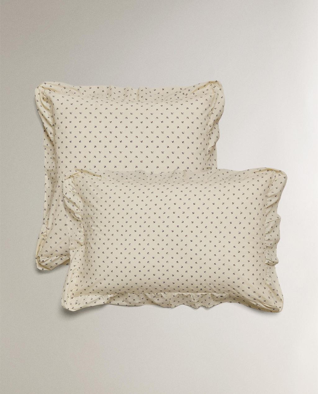 KIDS' FLORAL PRINT RUFFLED PILLOWCASE KIDS' FLORAL PRINT RUFFLED PILLOWCASE