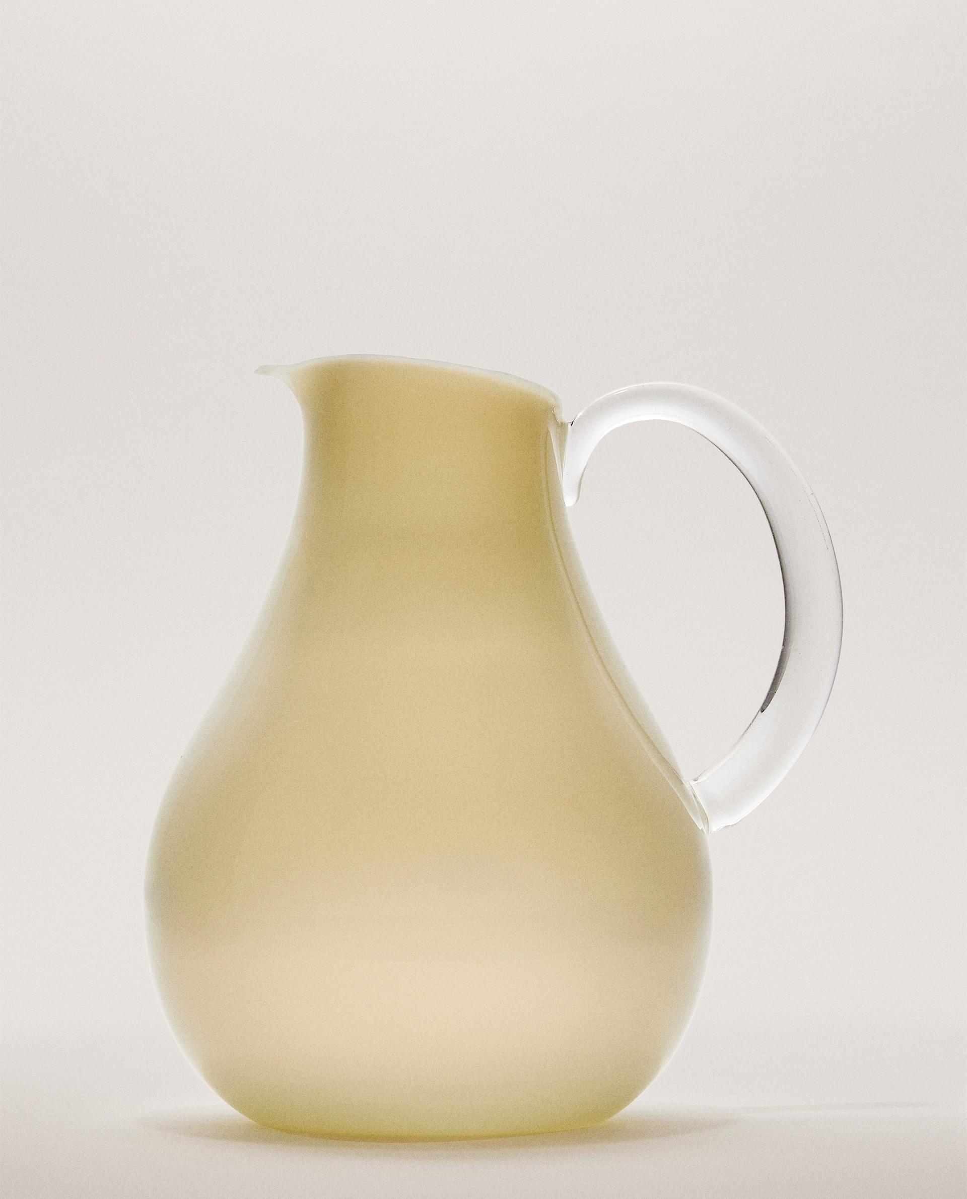 COLOURED BOROSILICATE JUG COLOURED BOROSILICATE JUG