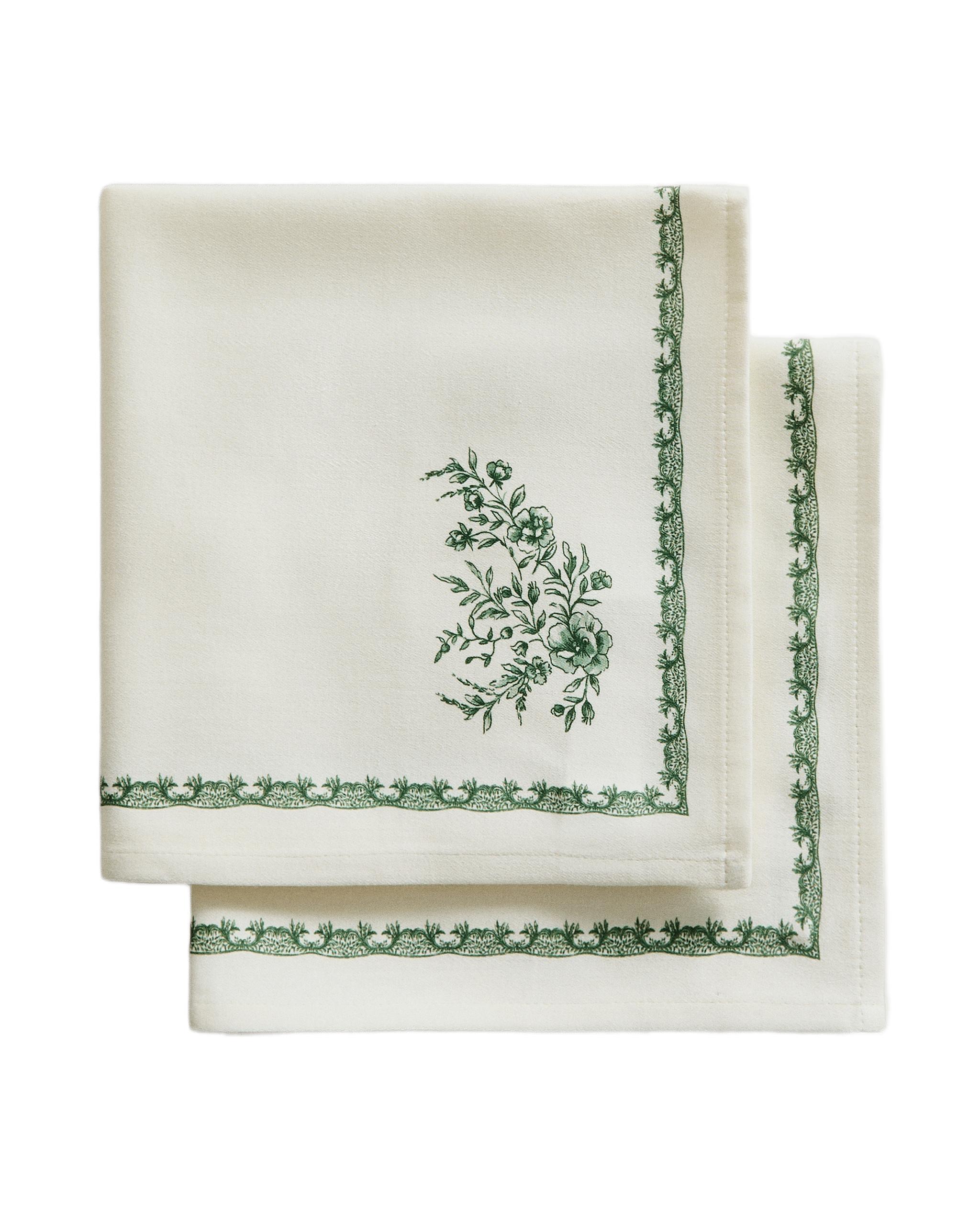 PACK OF FLORAL SATIN NAPKINS (PACK OF 2) product thumbnail 4