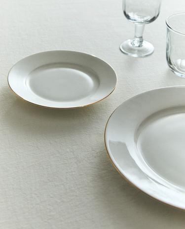TANJIR ZA DESERT OD KOŠTANOG PORCELANA SA UKRASNIM RUBOM