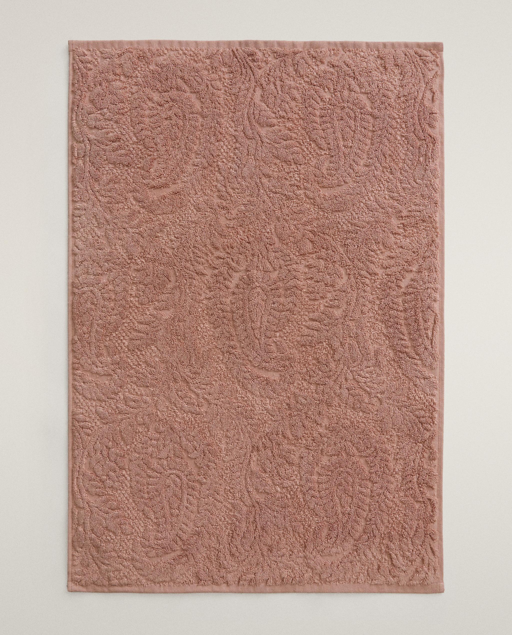 PAISLEY JACQUARD BATH MAT product thumbnail 5