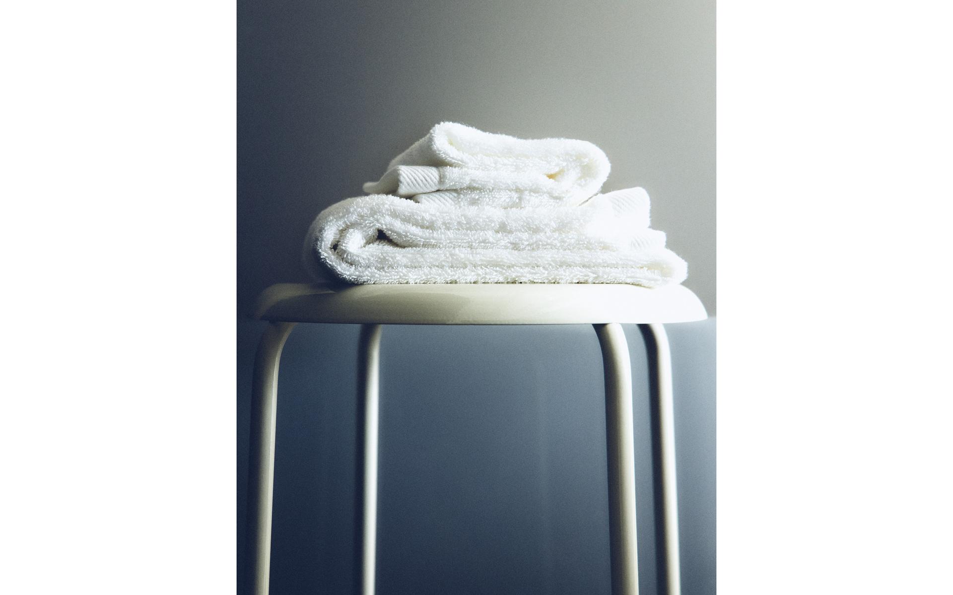 PLAIN COTTON TERRY BATH TOWEL (500 GSM)
