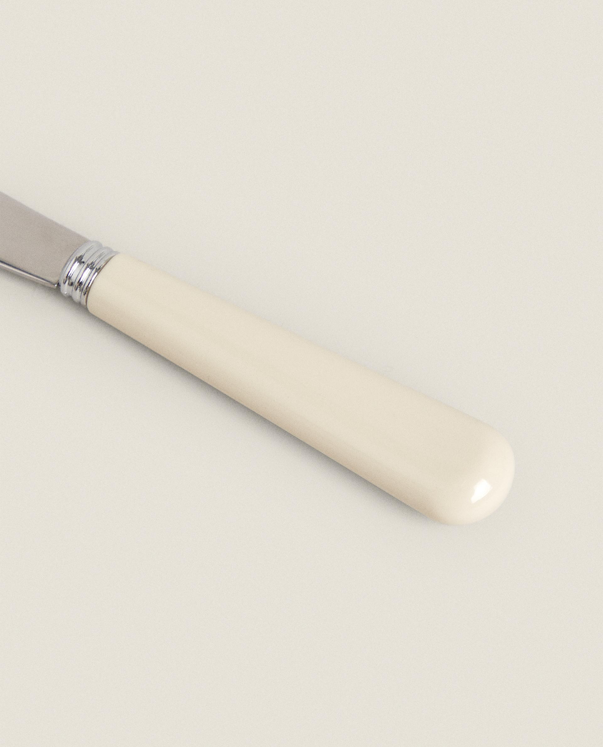 BUTTER KNIFE WITH COLOURED HANDLE product thumbnail 6