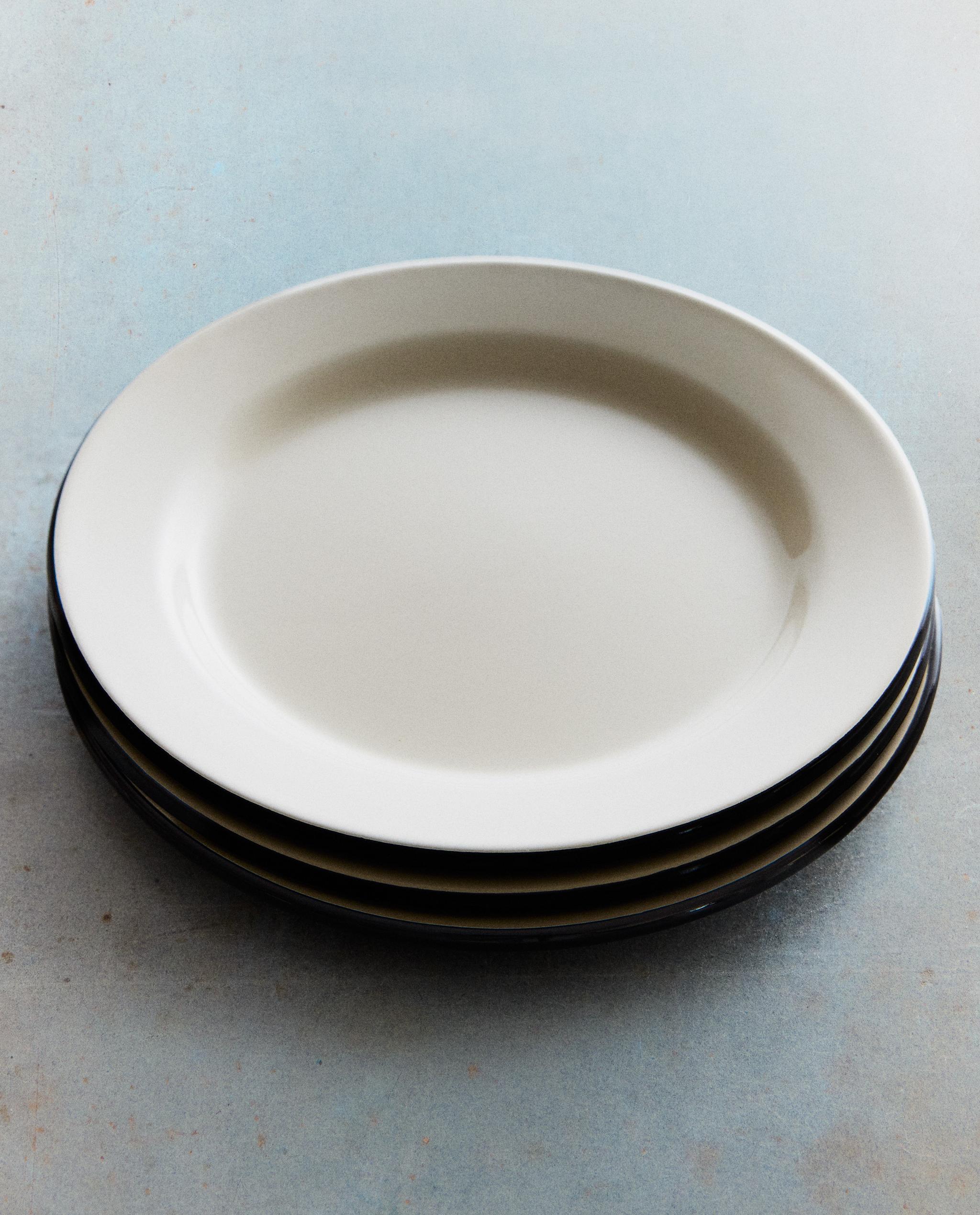 IRON DESSERT PLATE WITH RIM product thumbnail 11