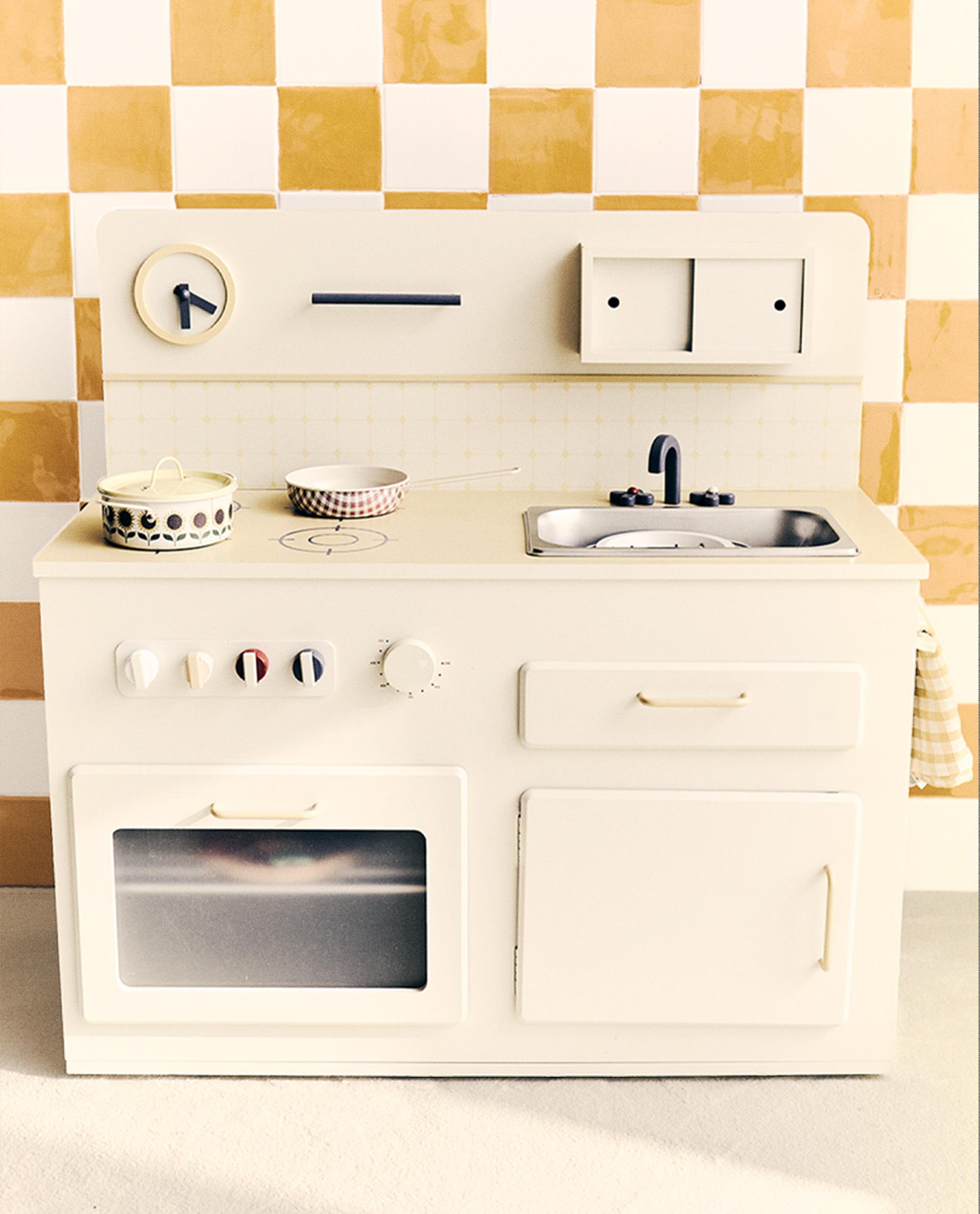 JUGUETE INFANTIL COCINA MADERA Zara Home España