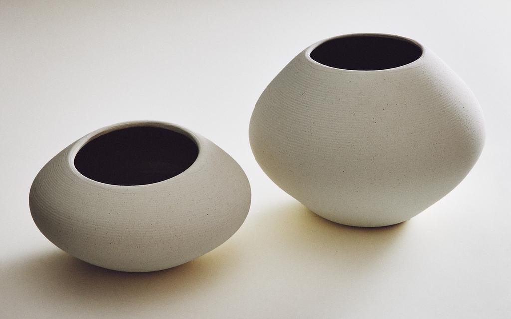 VASE CÉRAMIQUE OVALE VASE CÉRAMIQUE OVALE