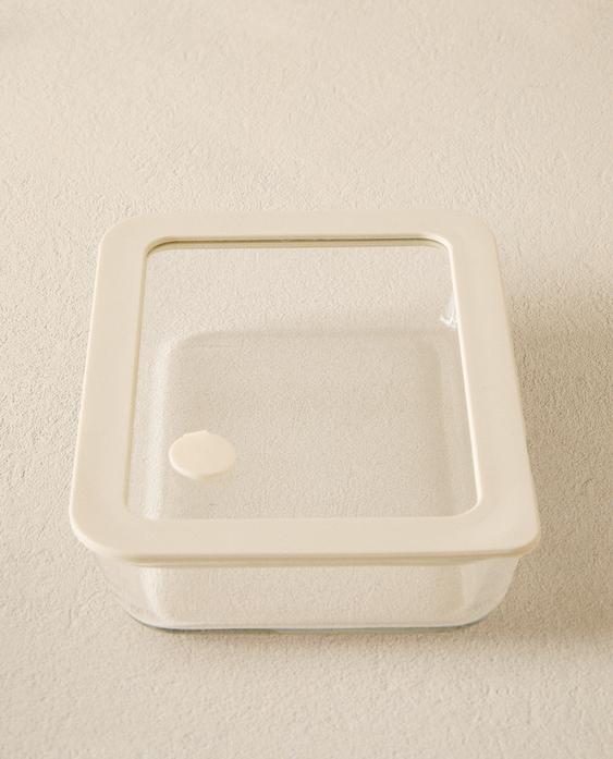 700ML AIRTIGHT FOOD CONTAINER 700ML AIRTIGHT FOOD CONTAINER