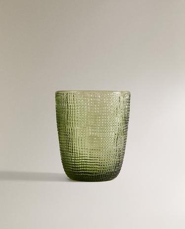 RAISED DESIGN GLASS TUMBLER