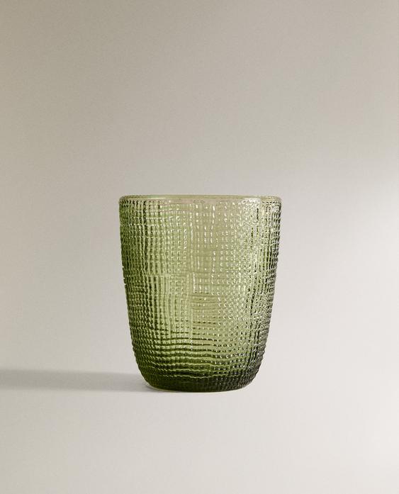 RAISED DESIGN GLASS TUMBLER