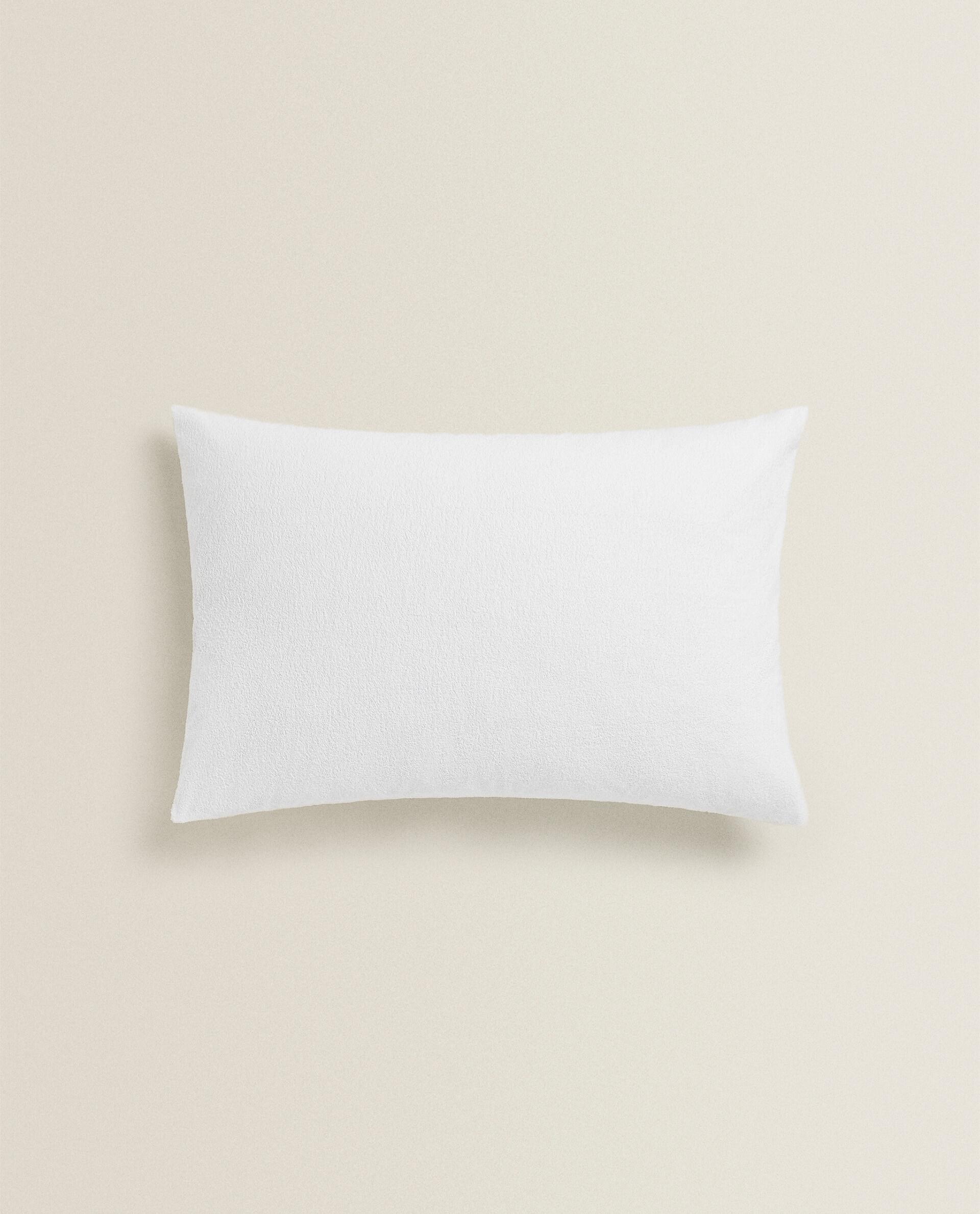 WATERPROOF COTTON TERRY PILLOW PROTECTOR product thumbnail 2